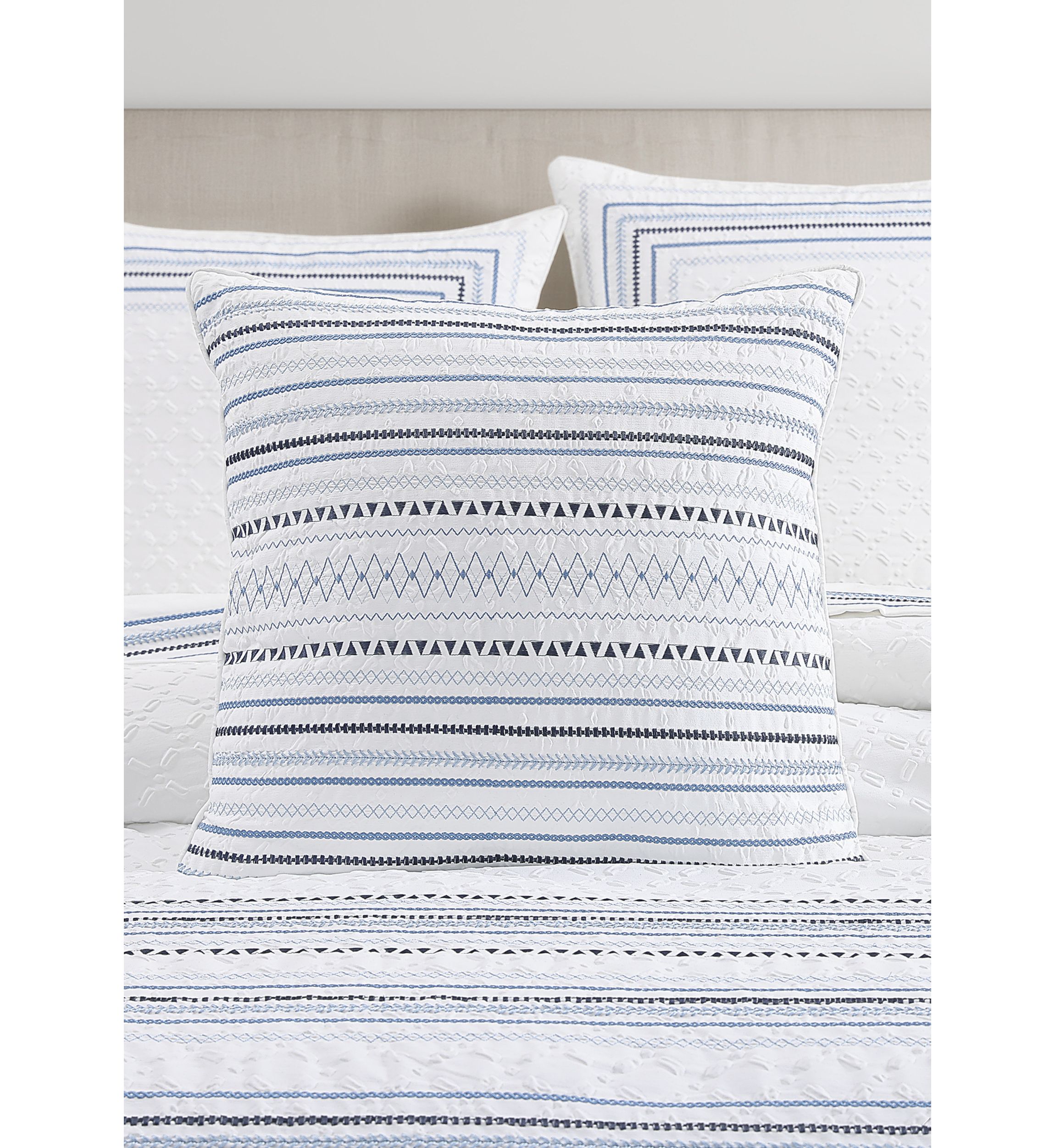 Bayside 20" Square Decorative Throw Pillow