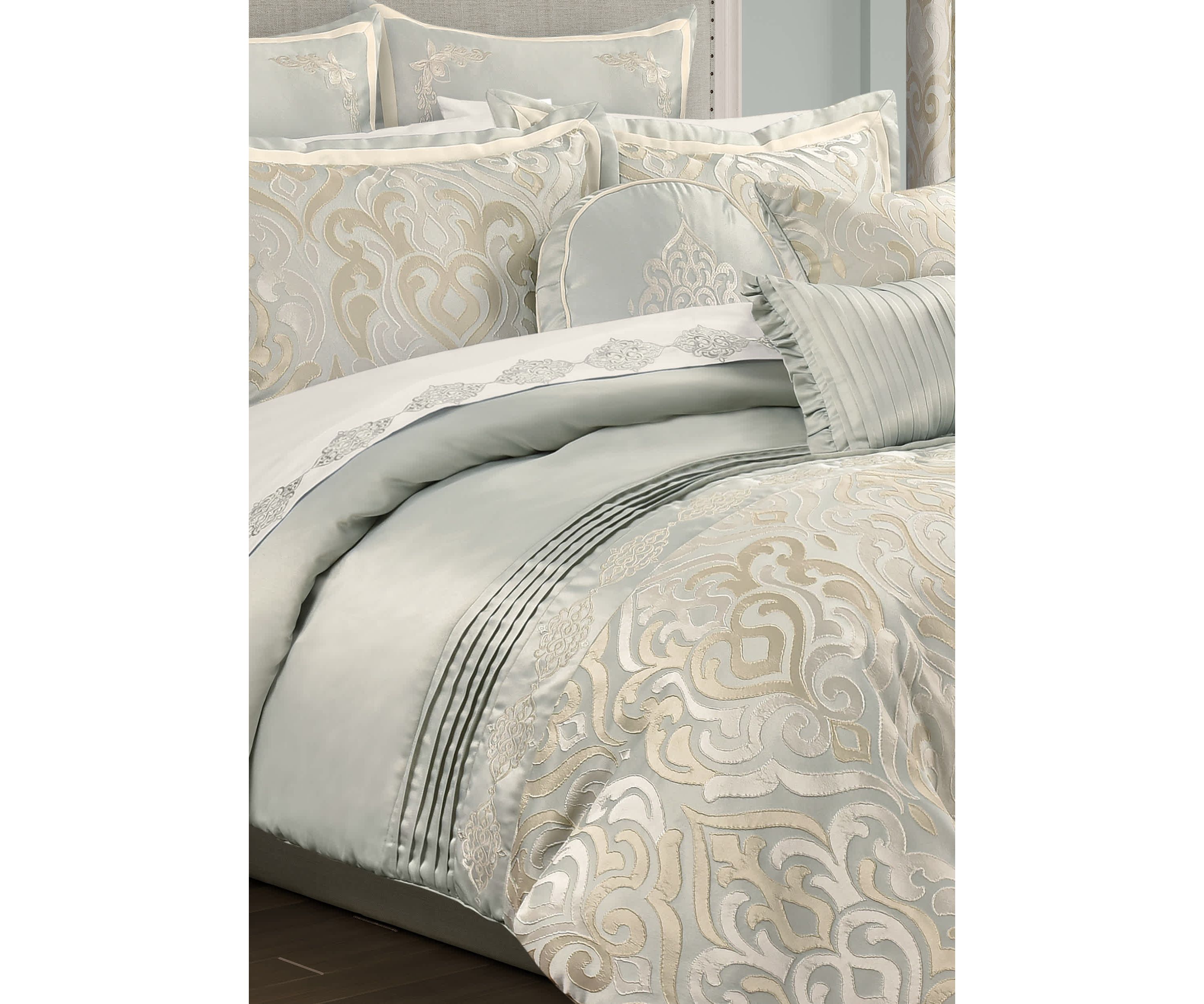 Calmfield Round Decorative Throw Pillow