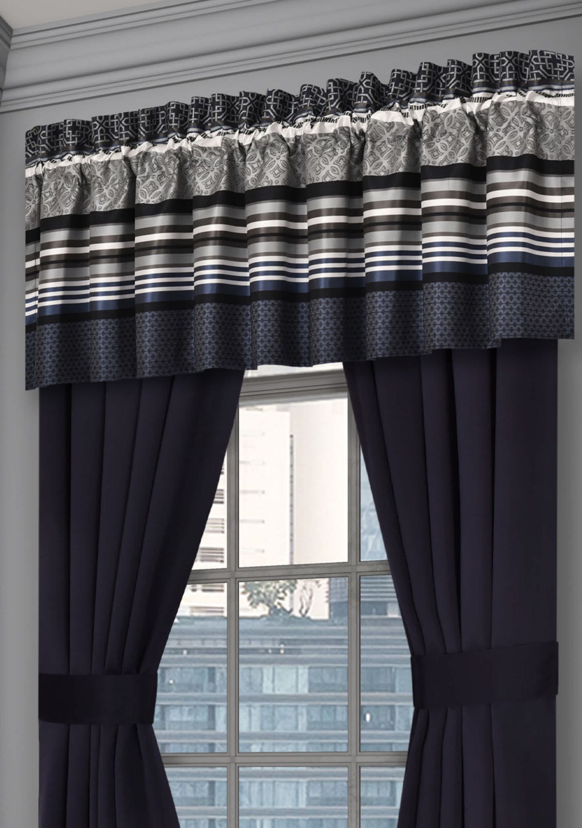 Carlisle Window Straight Valance
