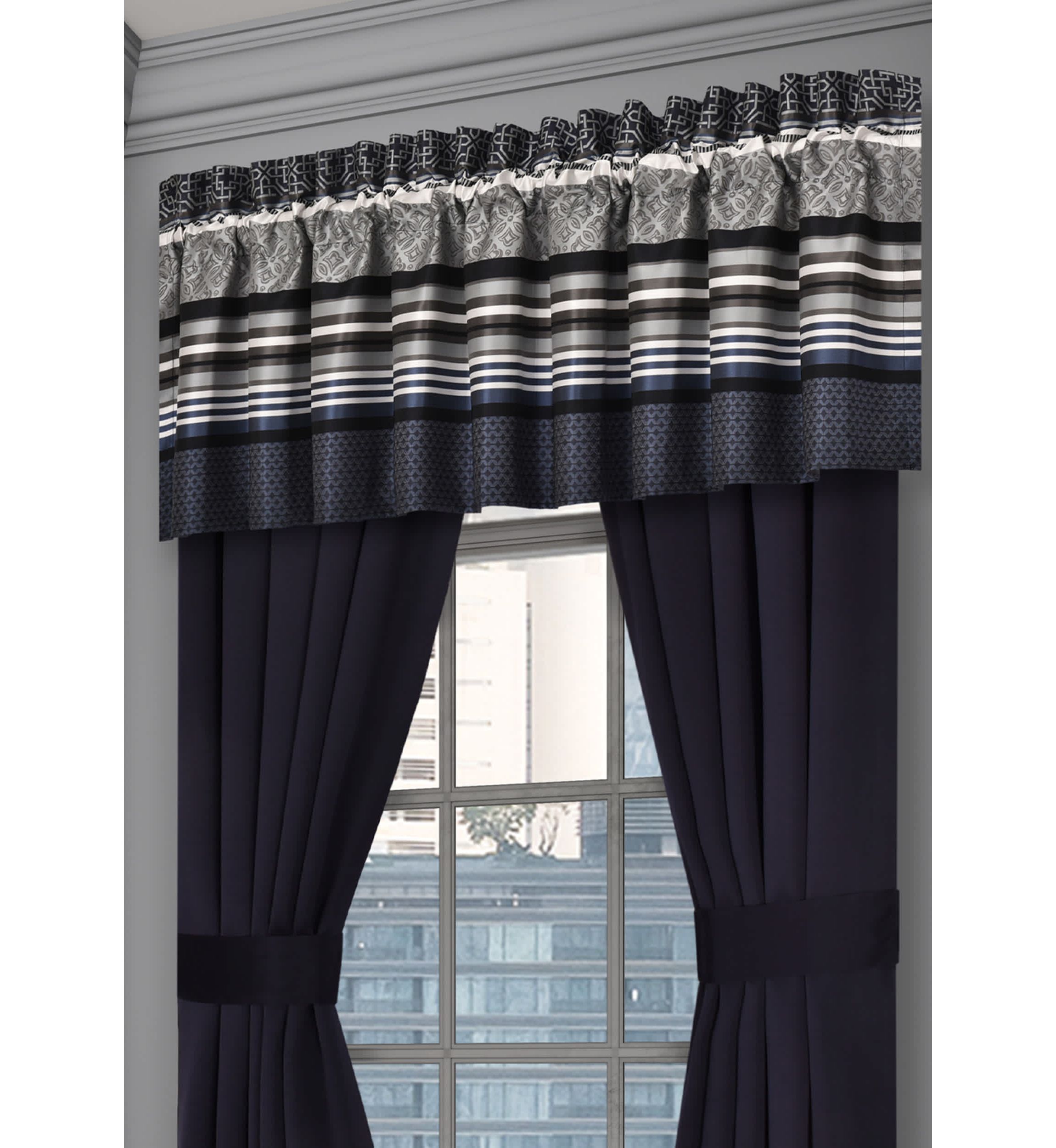 Carlisle Window Straight Valance