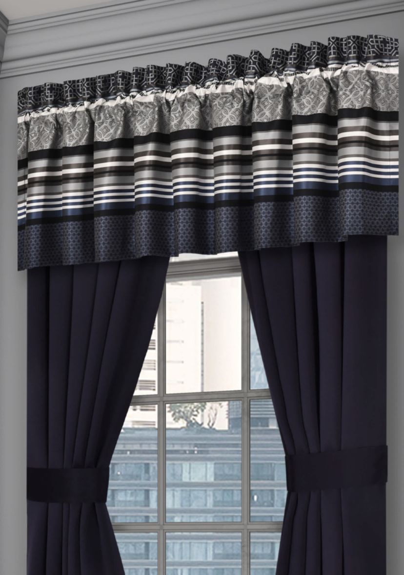 Carlisle Window Straight Valance