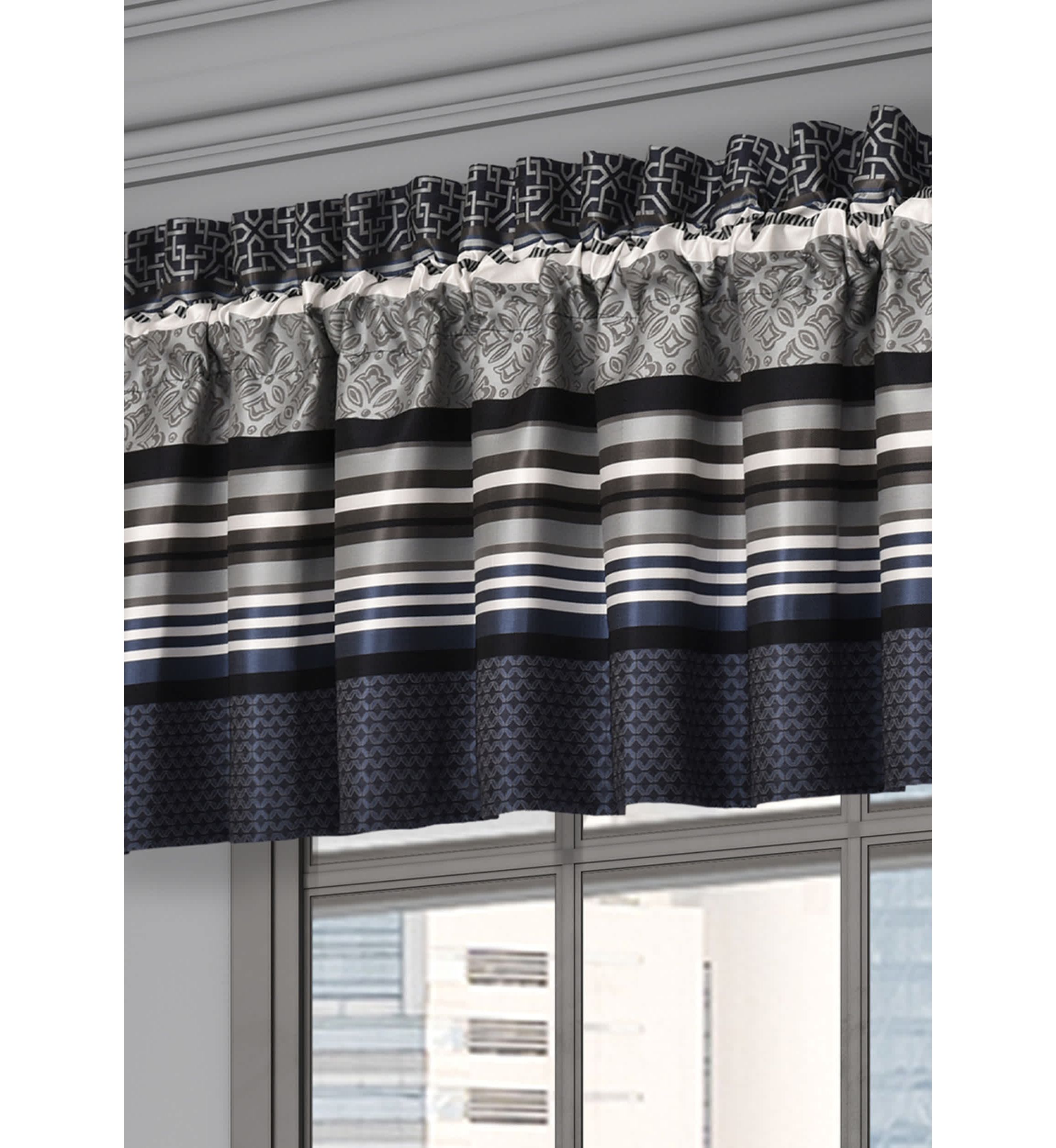 Carlisle Window Straight Valance