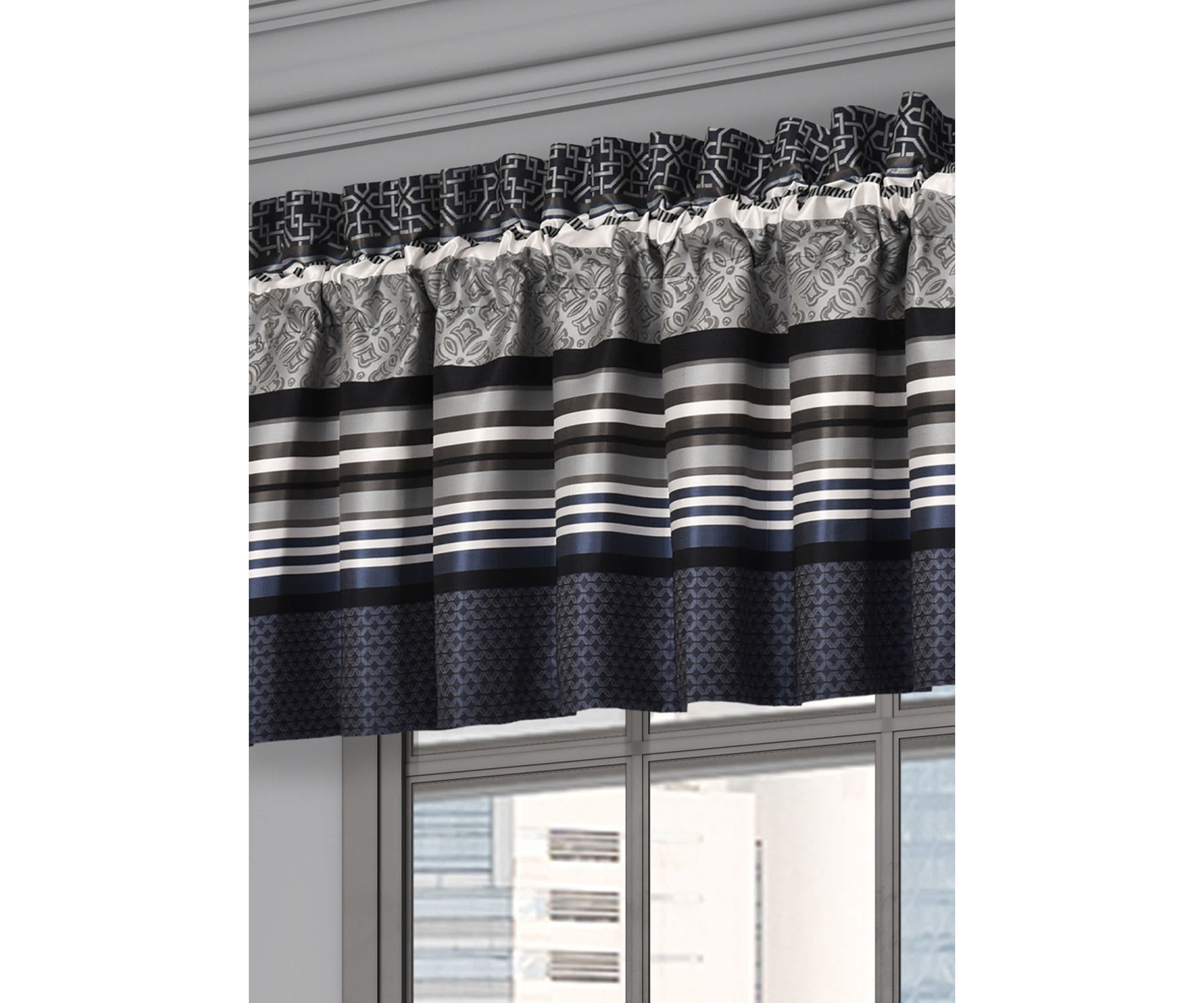 Carlisle Window Straight Valance
