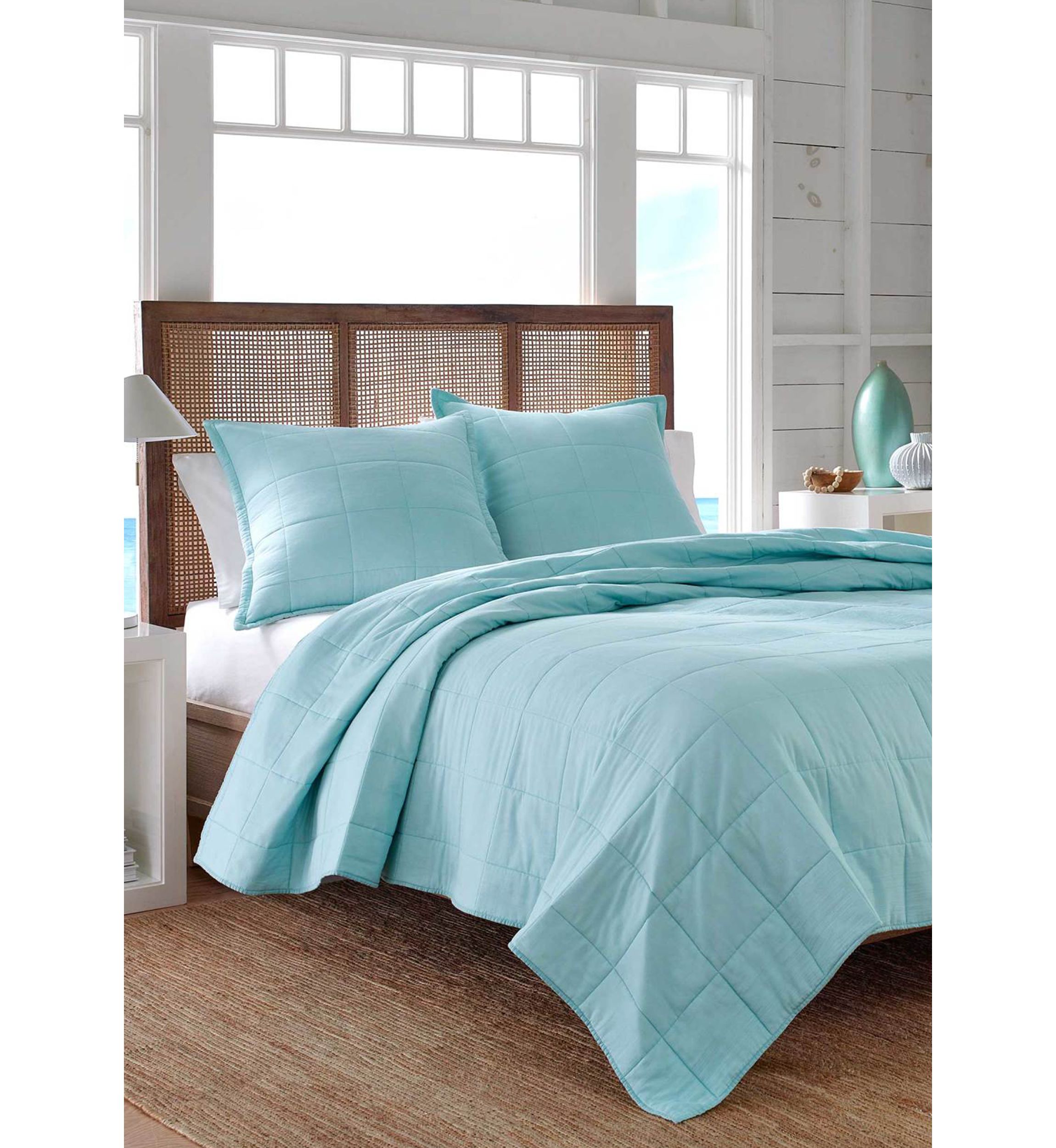 Pine Key Coastal Quilt
