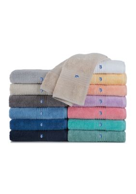 Southern Tide Performance 5.0 Towel