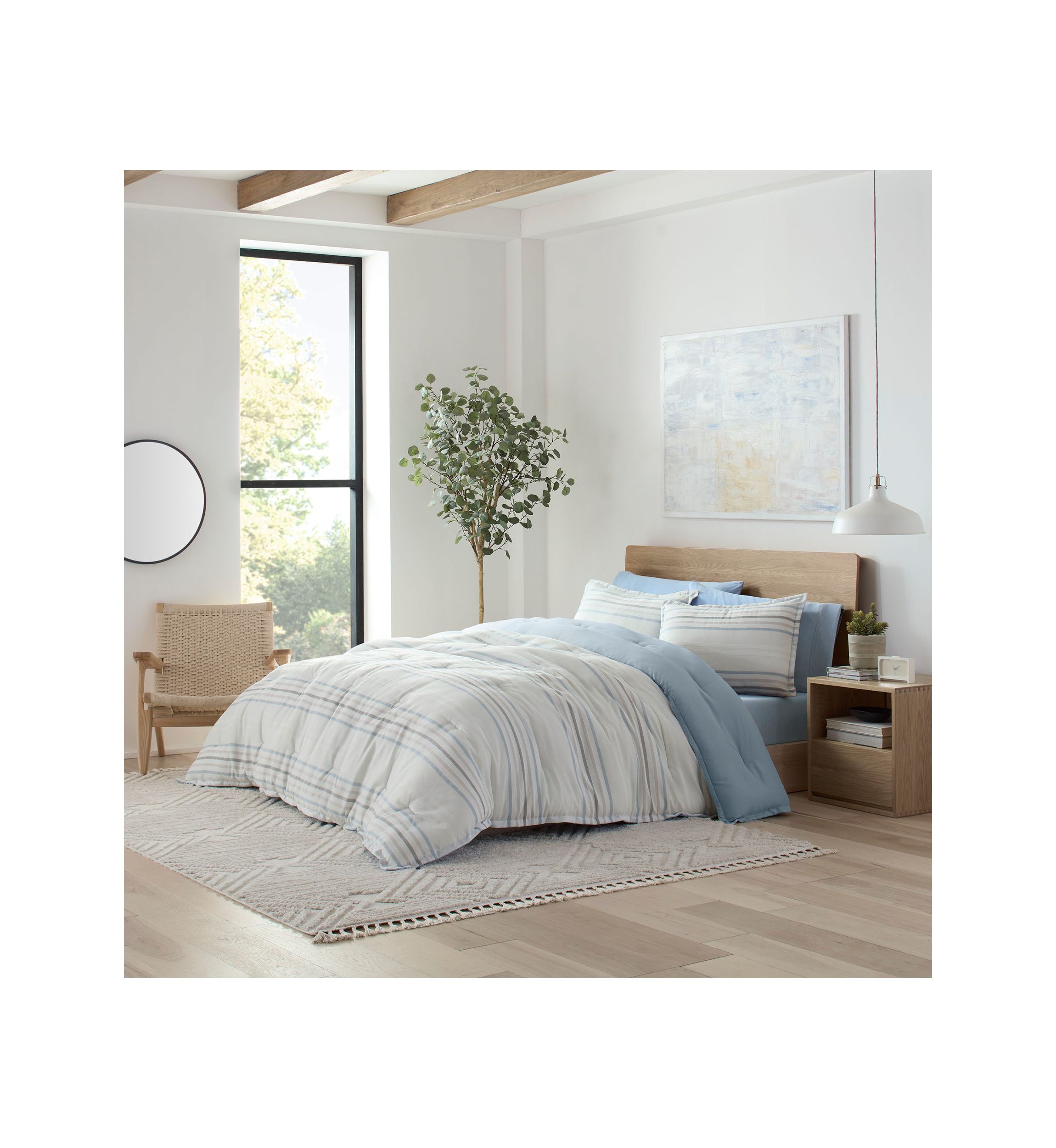 Bergen Comforter Set
