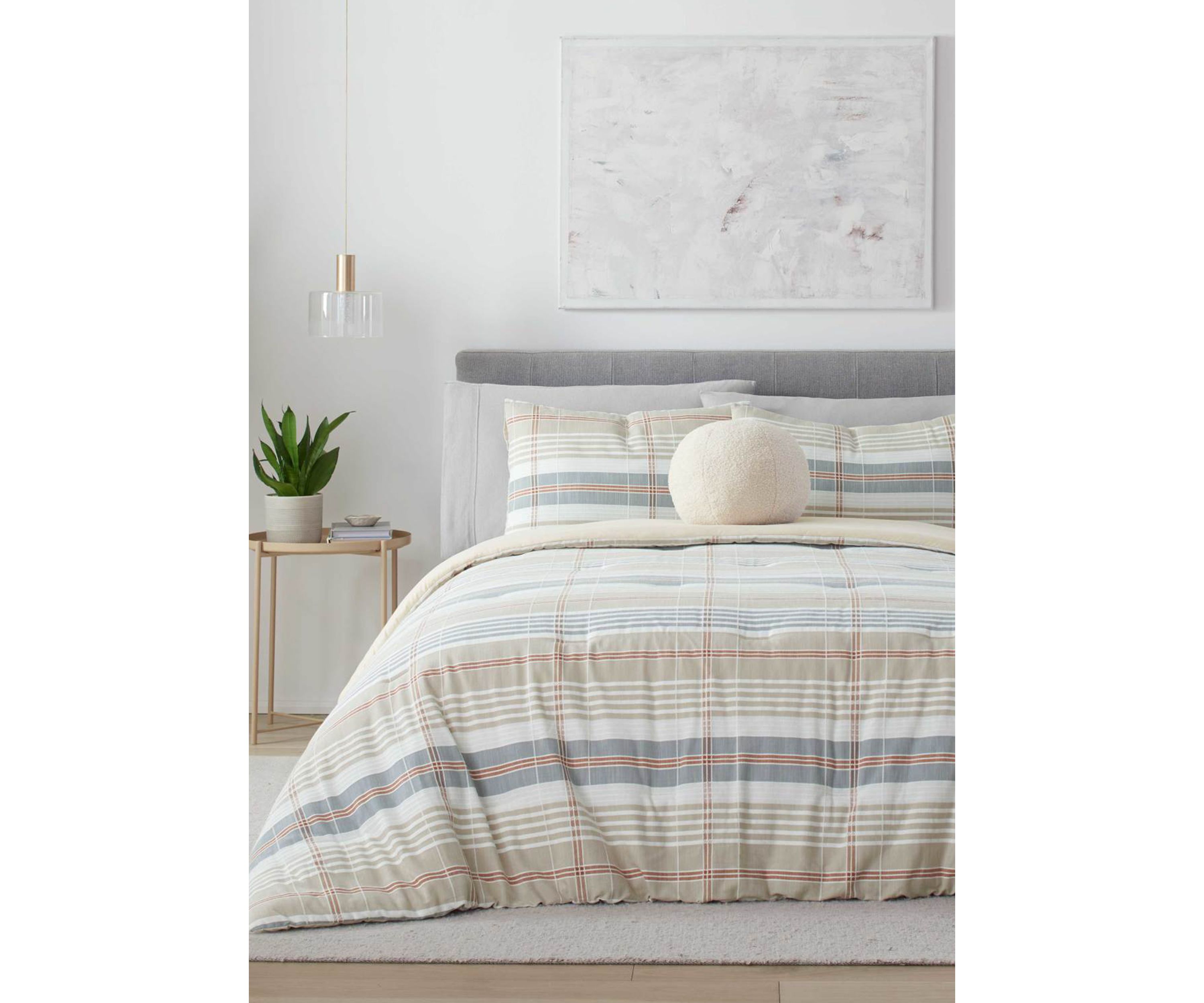 Oslo Comforter Set