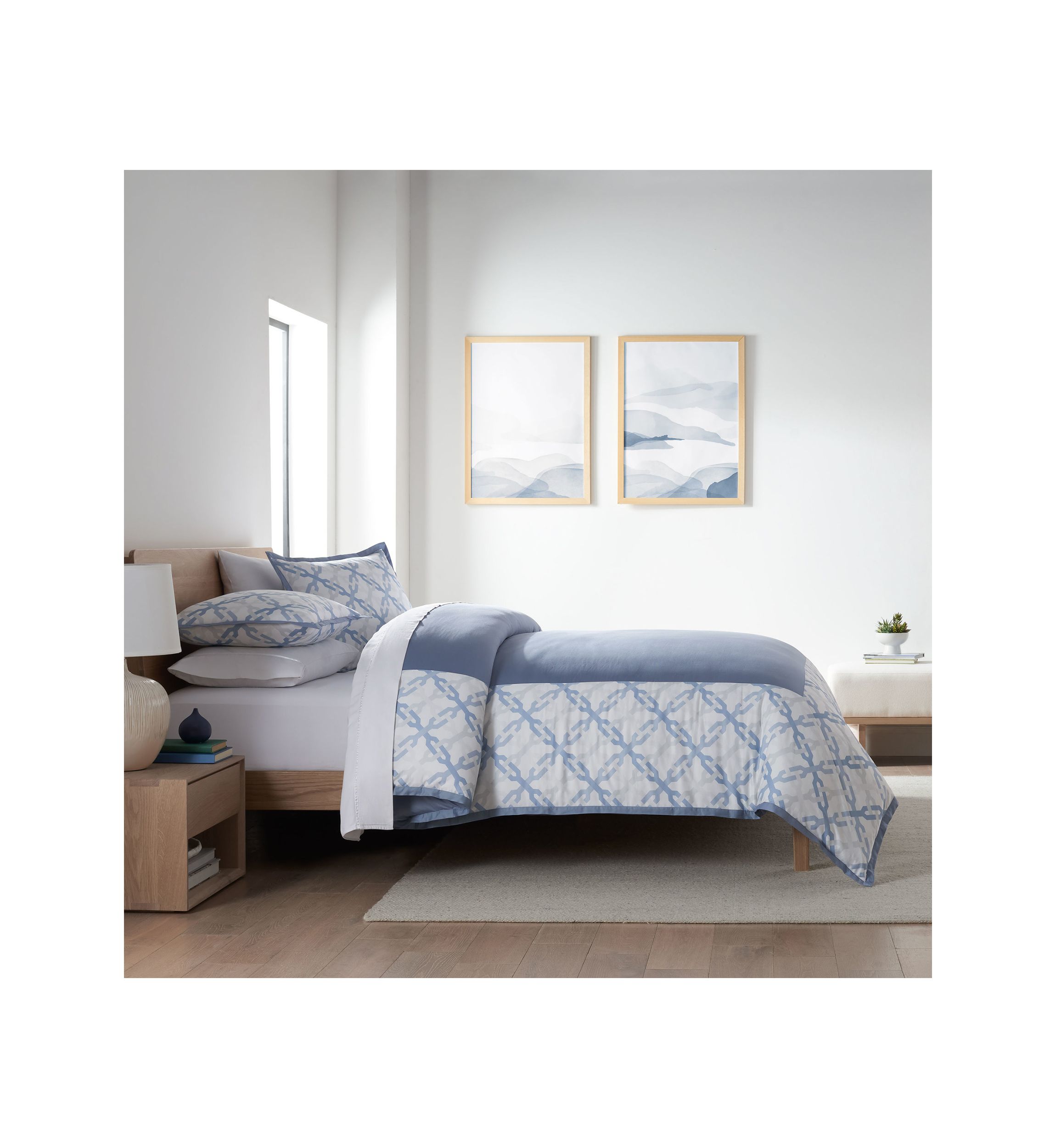 Linea Comforter Set