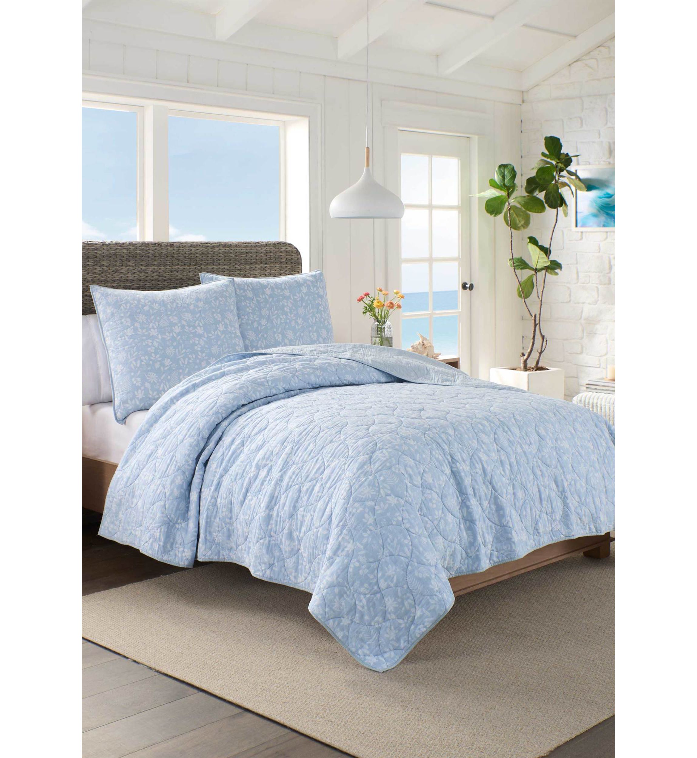 Florence Blue Quilt