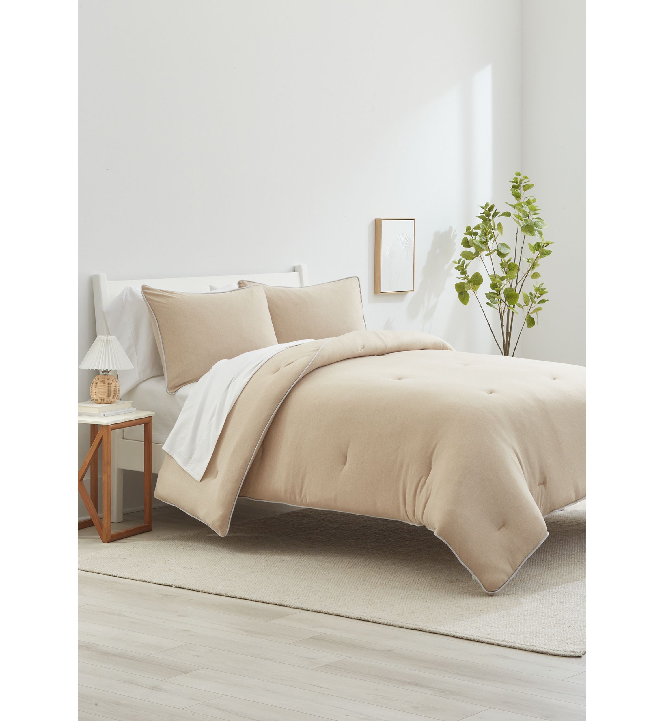 Snuggle Comforter 
