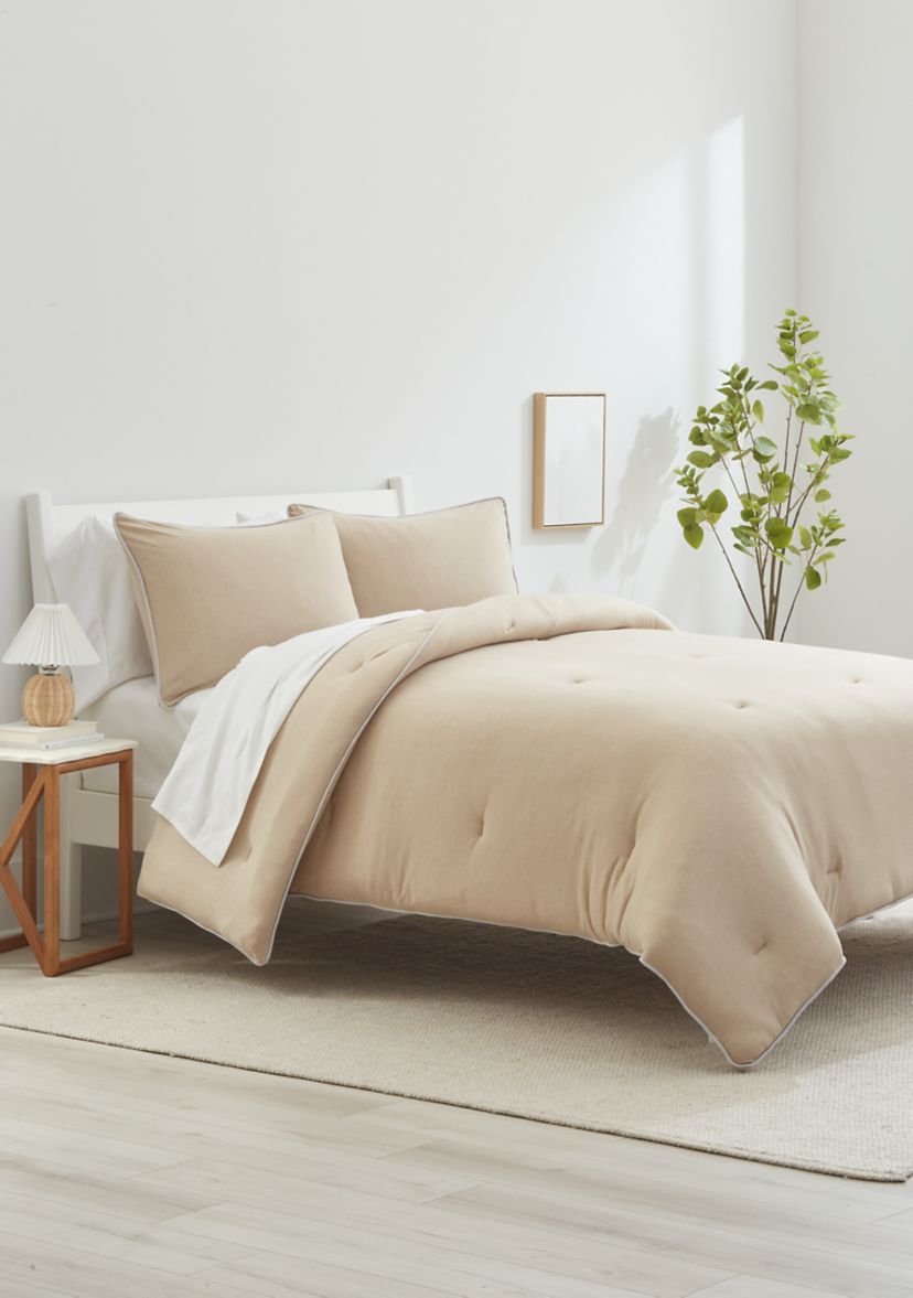 Snuggle Comforter 