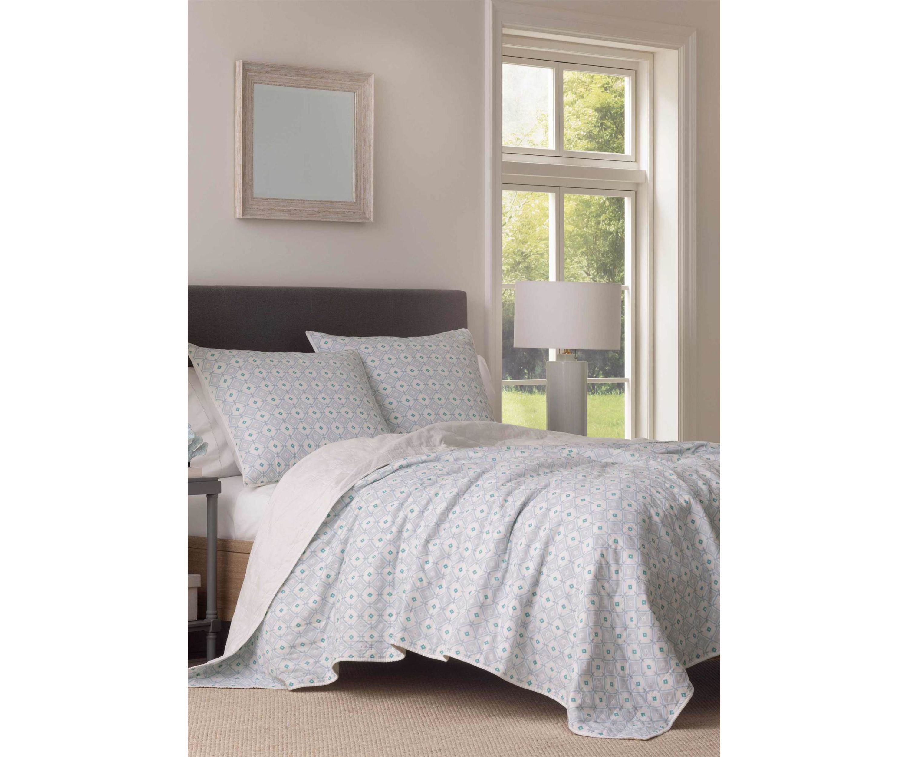 Emerald Isle Quilt Set