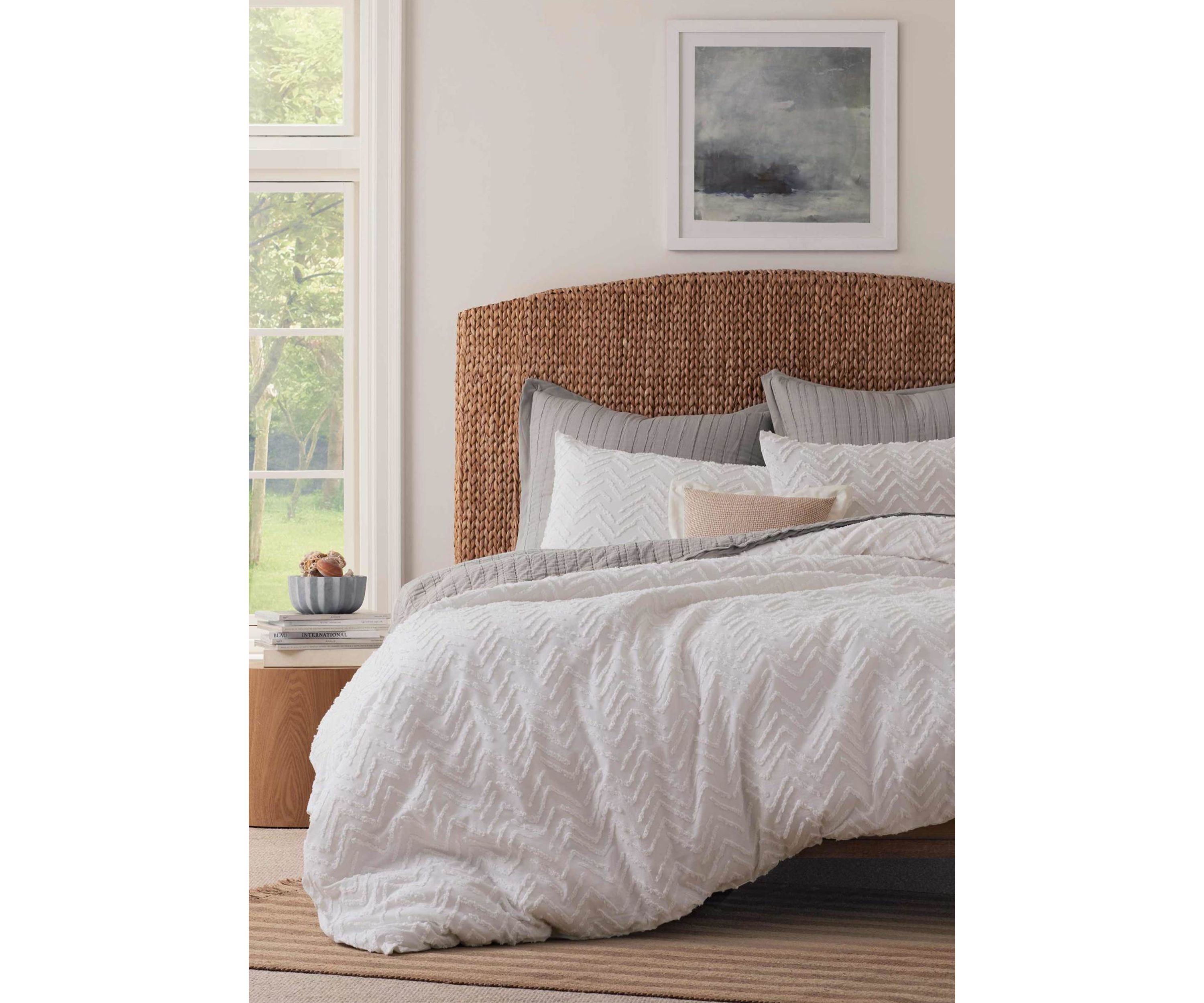 Coral Springs White Comforter Set