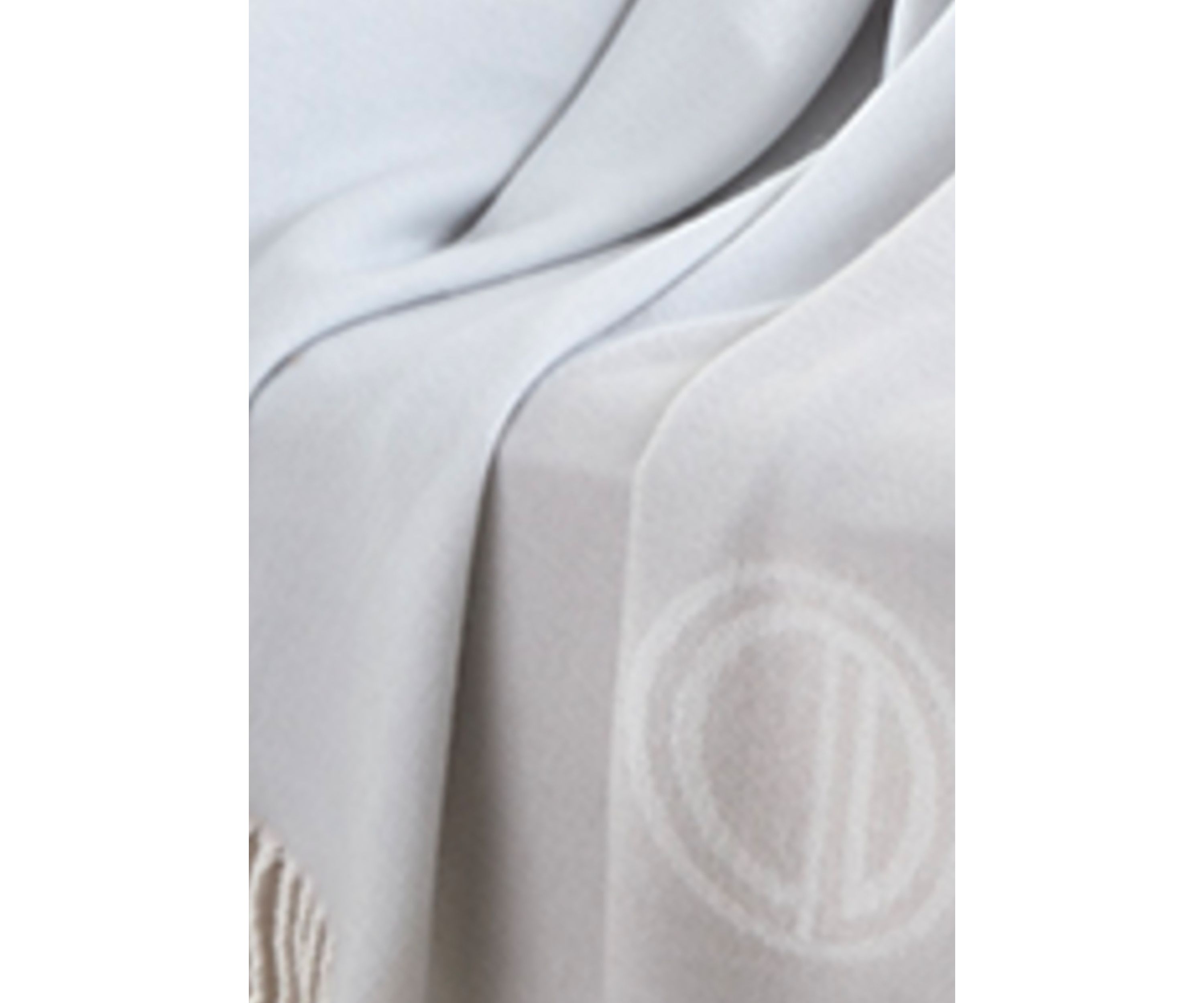 Anti-Allergen Jacquard Throw Blanket
