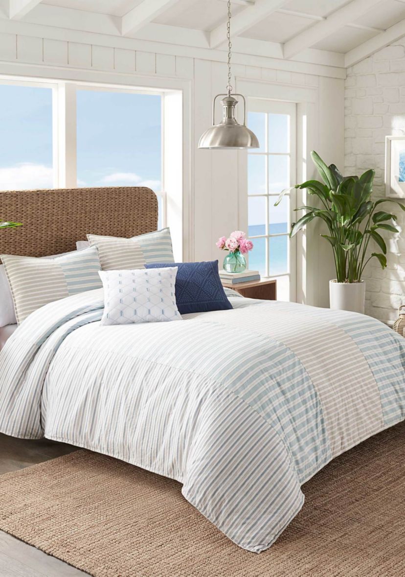 Pines Multi Comforter Set