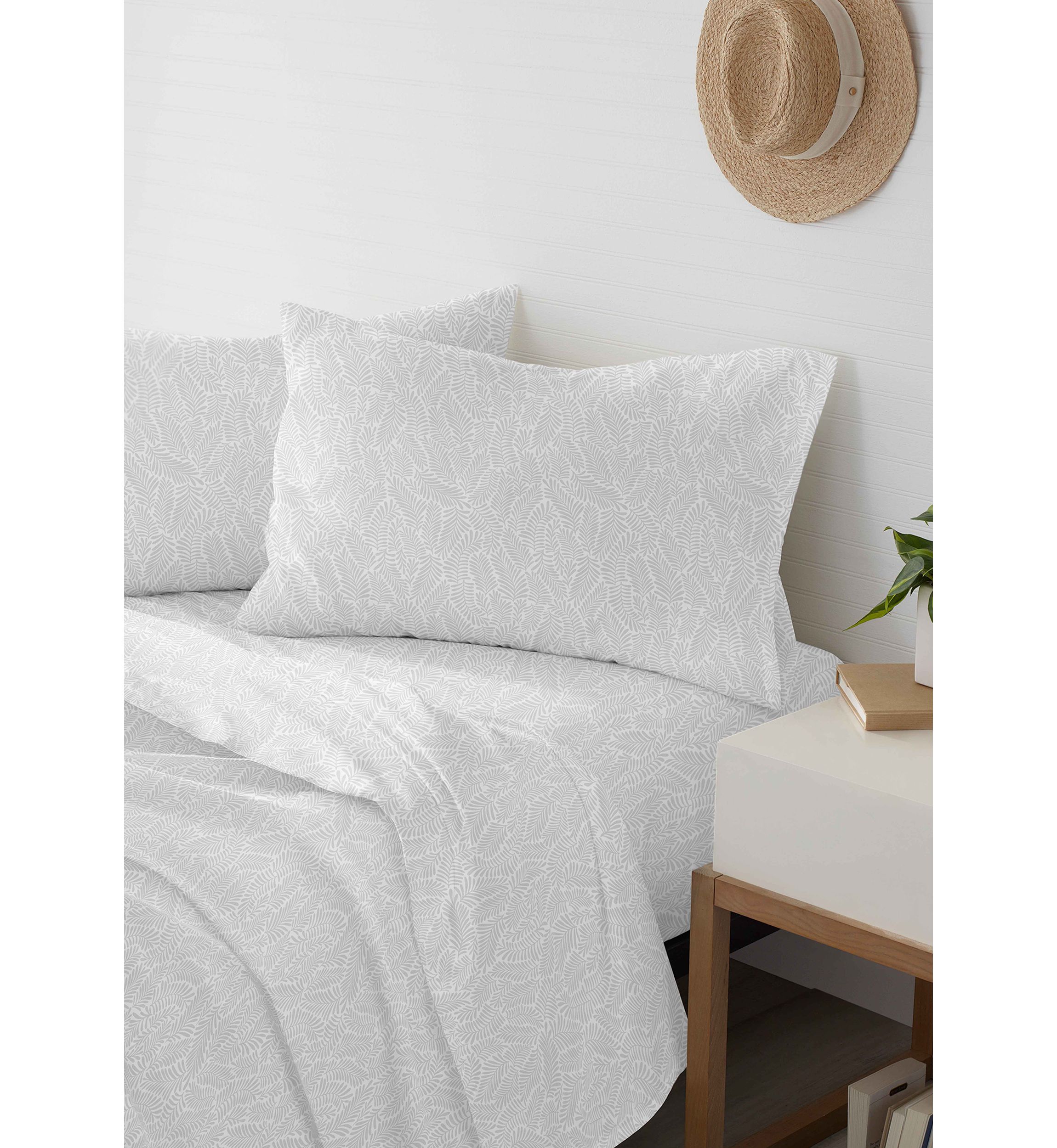 Cedar Island Grey Leafy Vine Print Sheet Set
