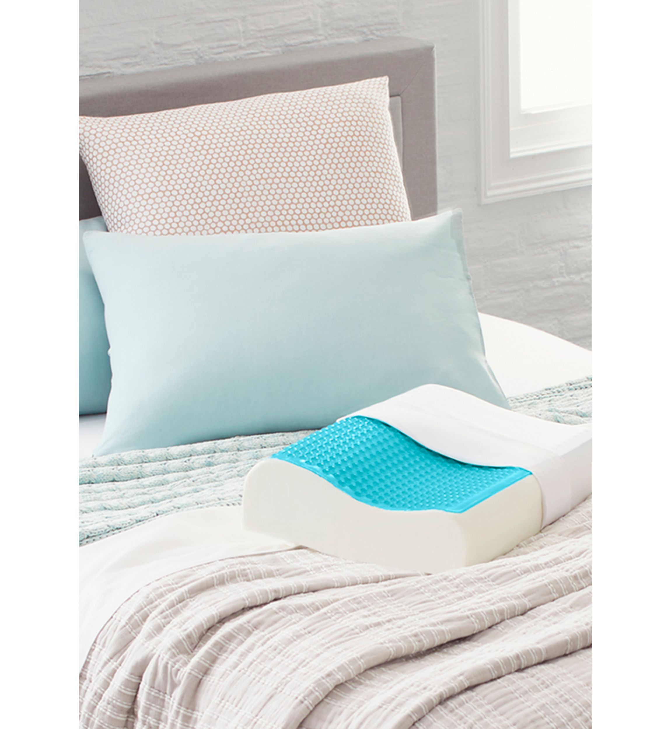 Contour Bubble Gel Memory Foam Pillow