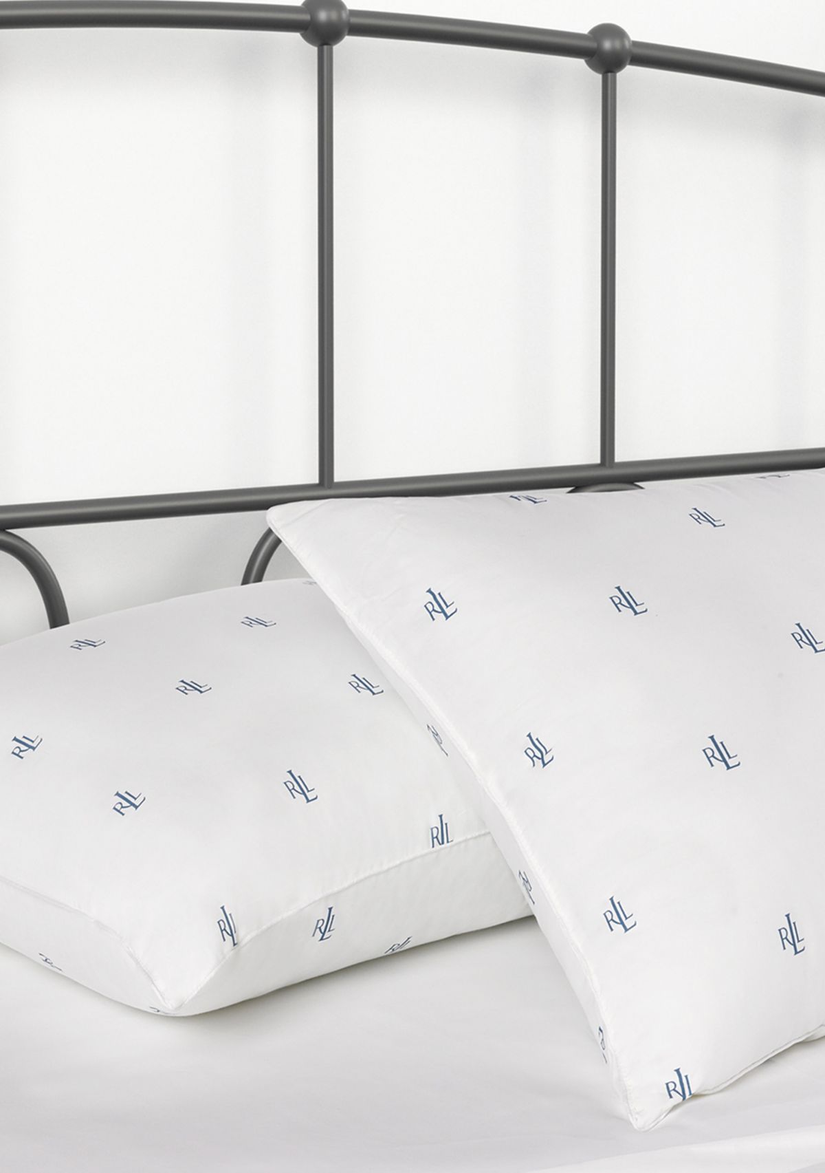 Logo Medium 18 Ounce Jumbo Pillow