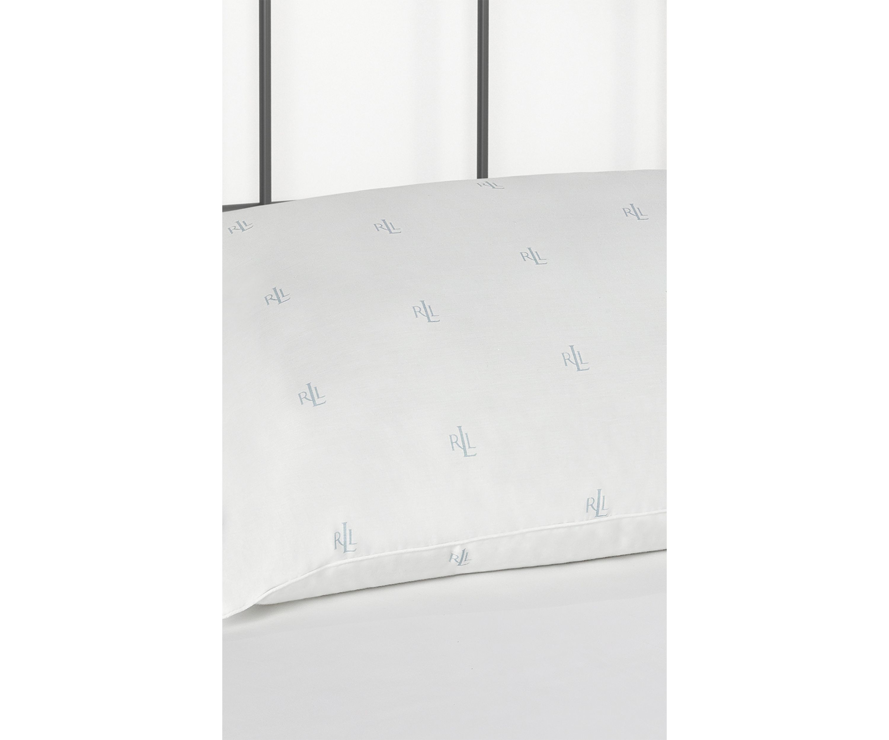 Logo Extra Firm 24 Ounce Jumbo Pillow
