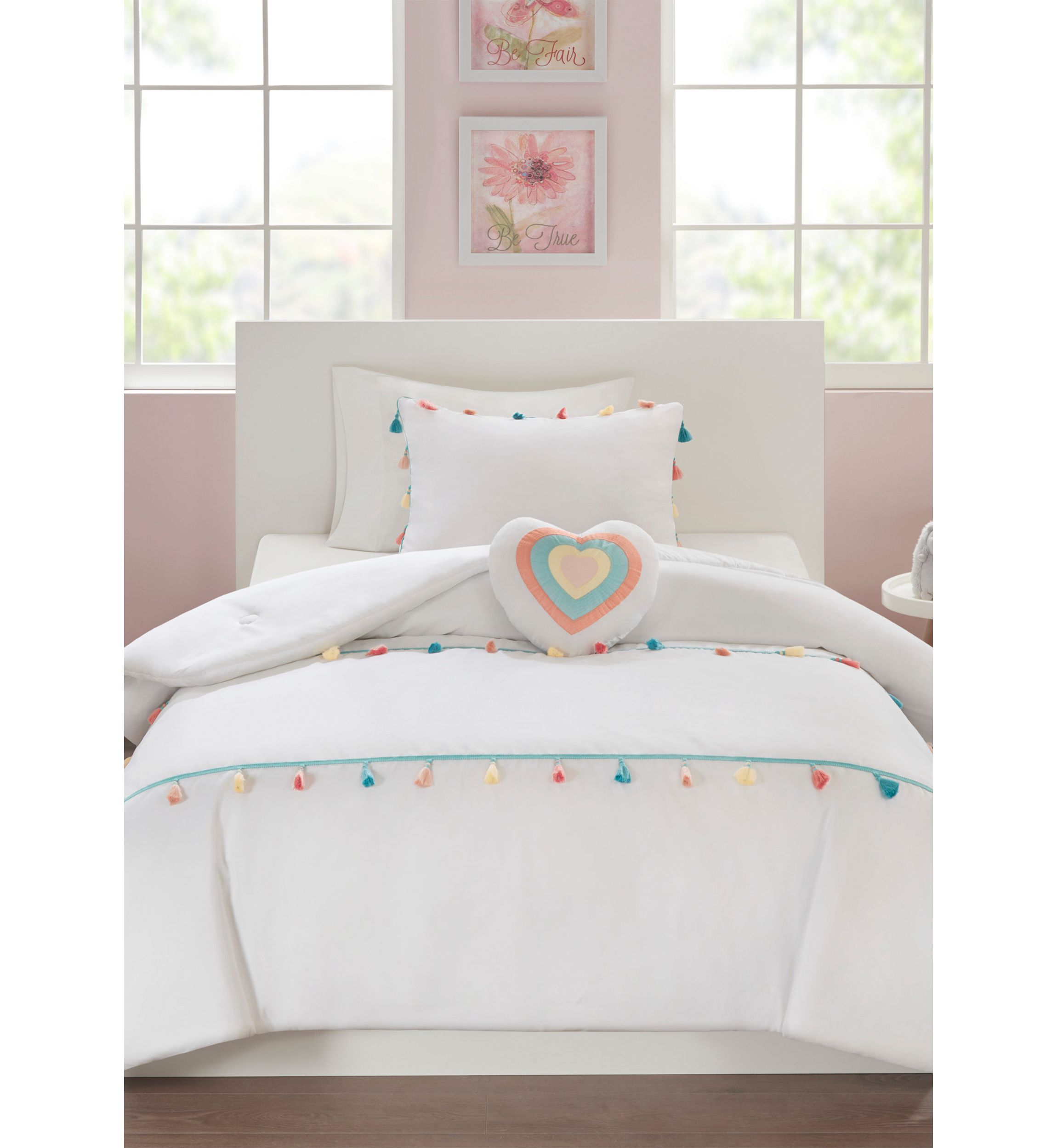 Tessa Tassel Comforter Set