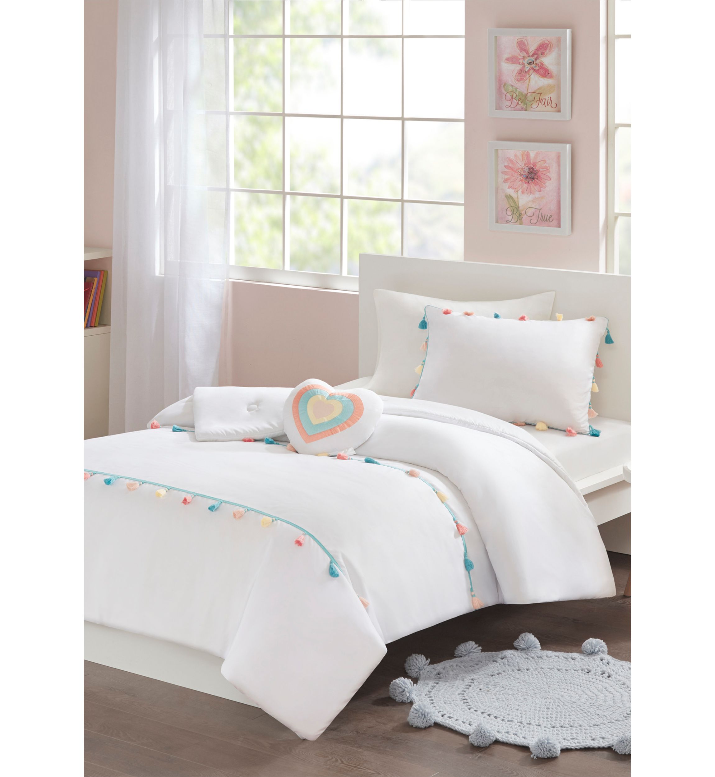 Tessa Tassel Comforter Set