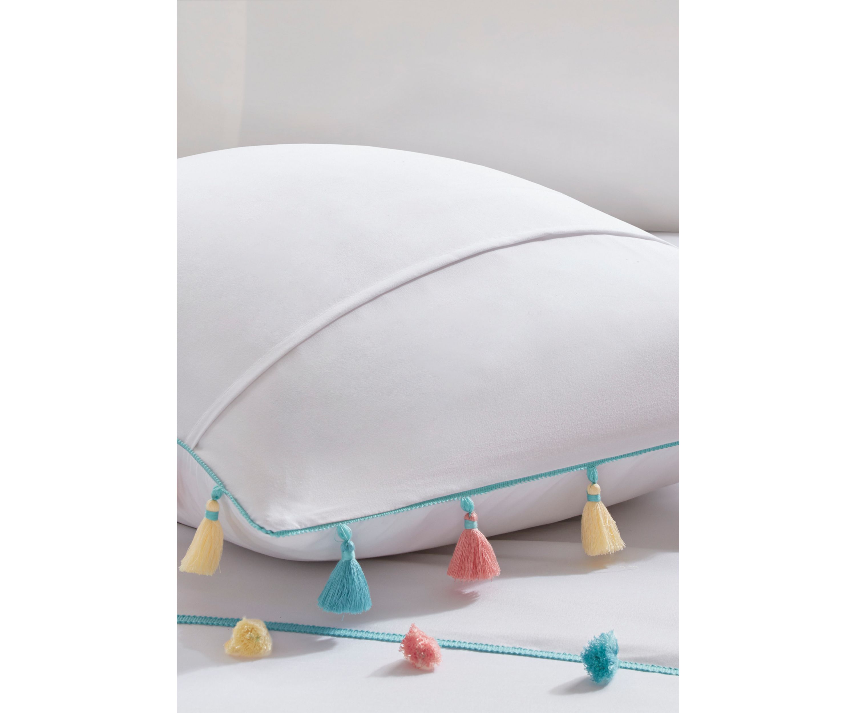 Tessa Tassel Comforter Set