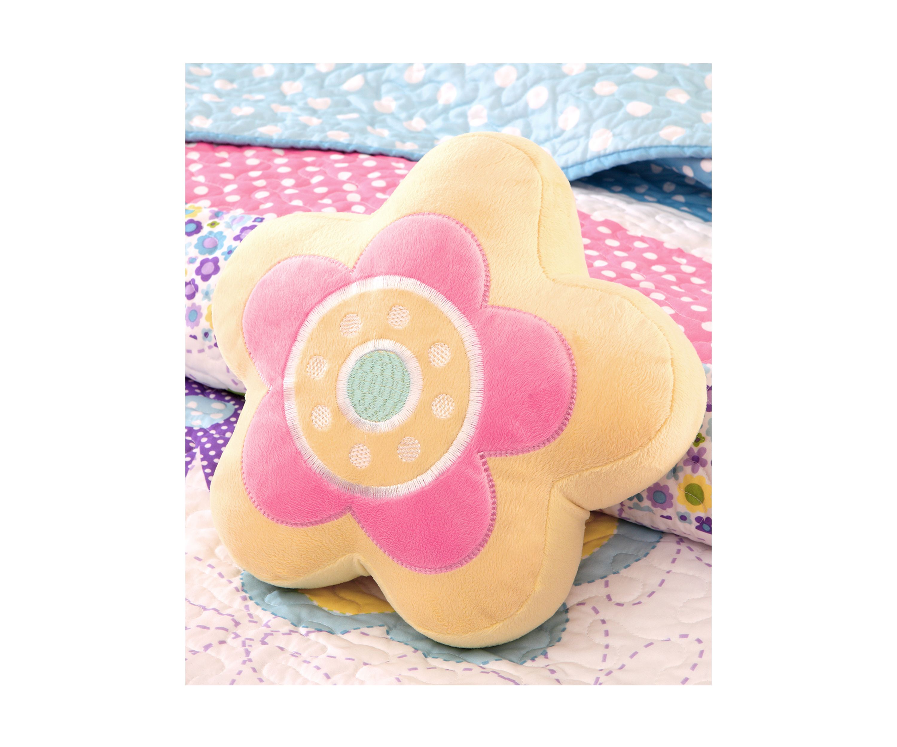 Crazy Daisy Reversible Coverlet Set