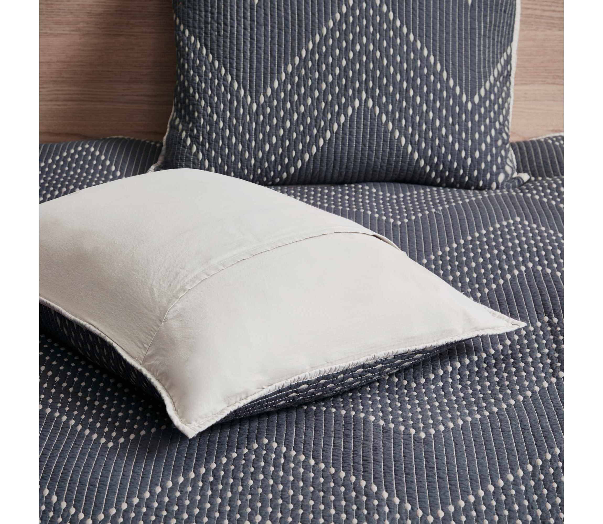 Pomona Cotton Embroidered 3 Piece Quilt Set