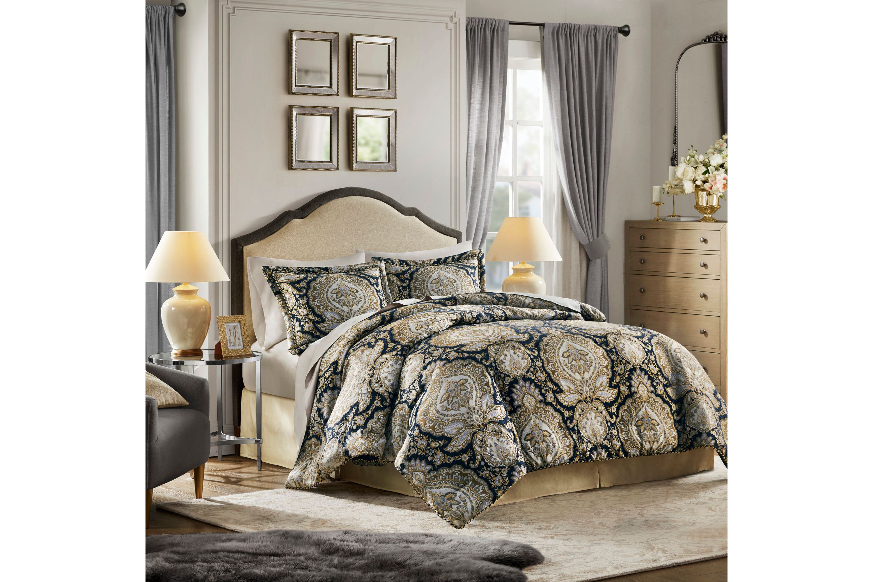Valentina 4 Piece Comforter Set