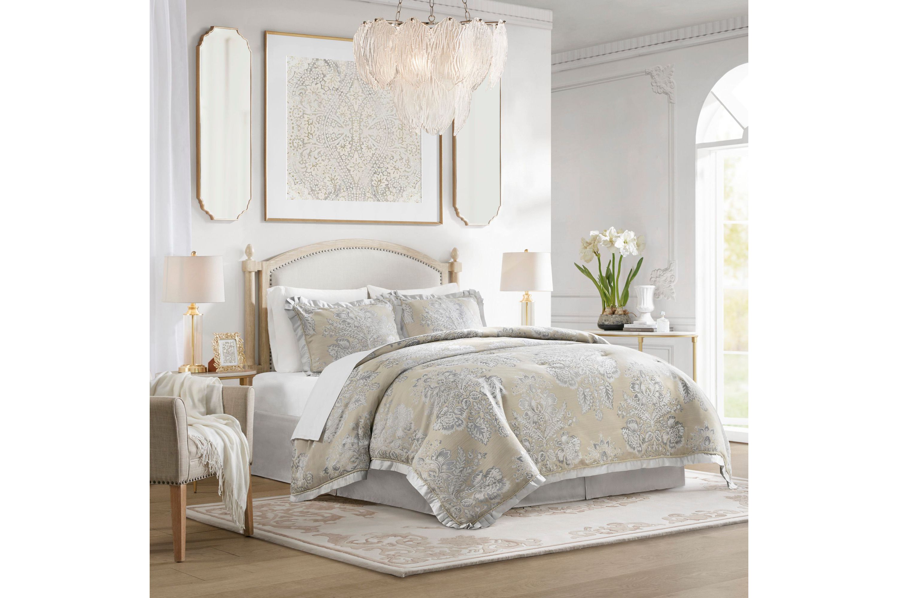 Loretta 4 Piece Comforter Set