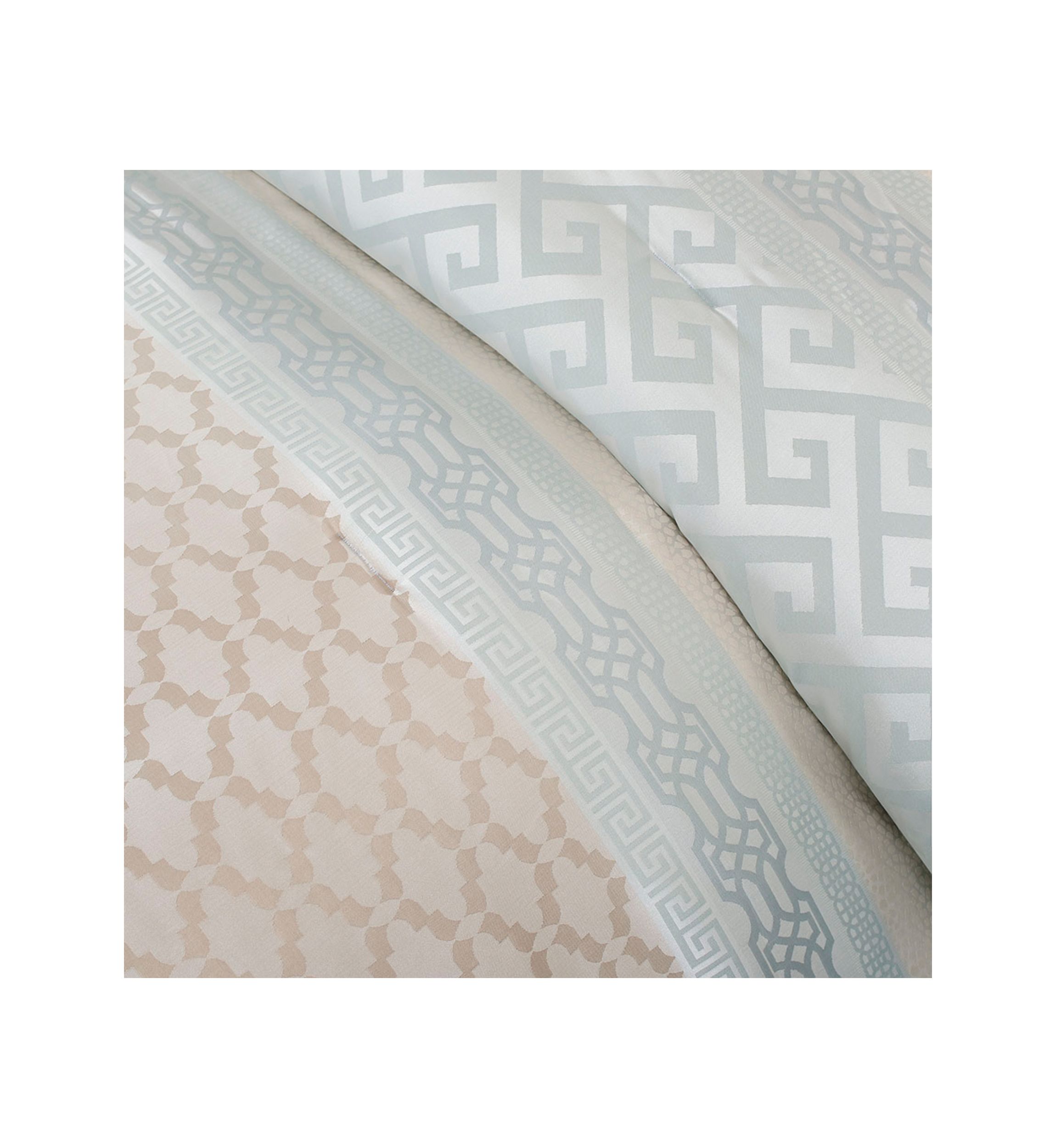 Bennett 7-Piece Comforter Set- Aqua