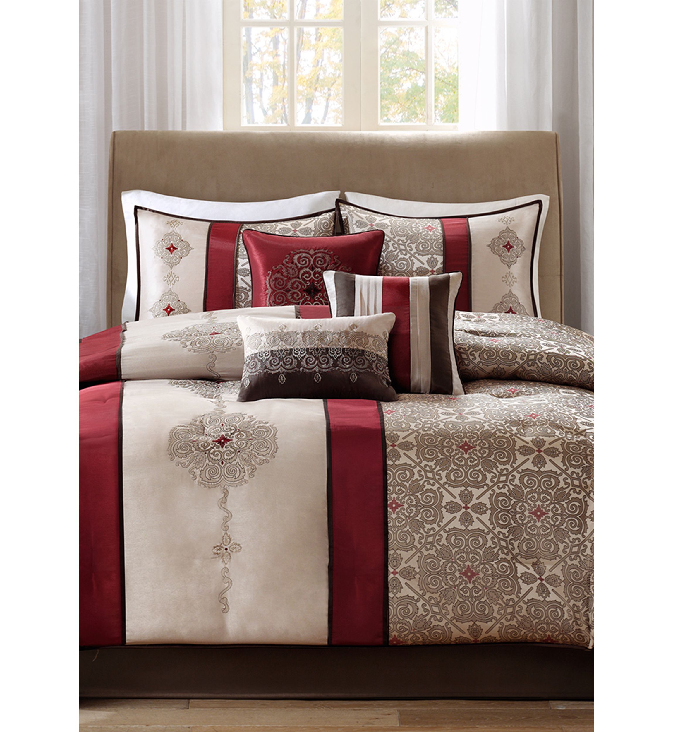 Donovan	Jacquard Comforter Set Red