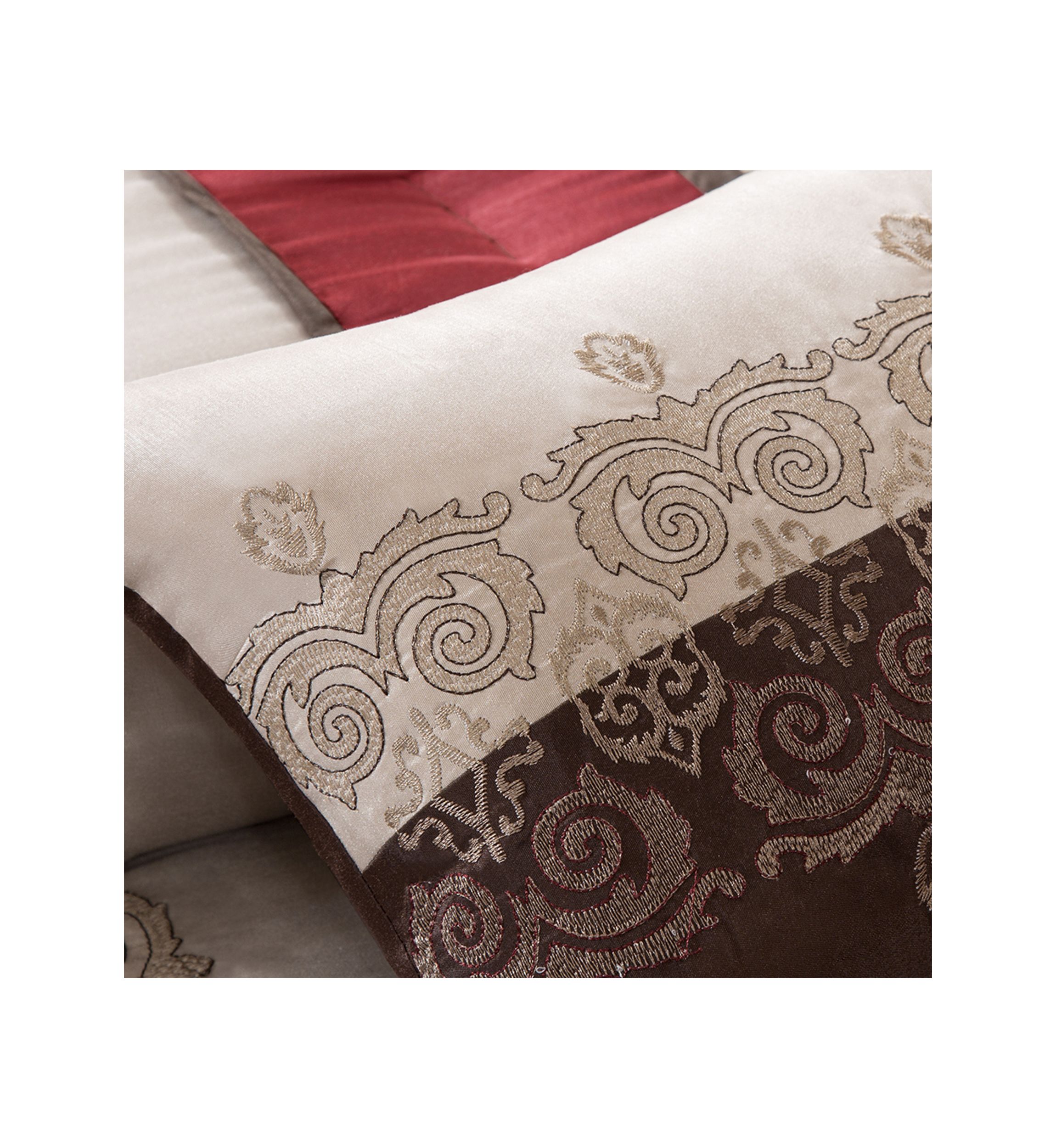 Donovan	Jacquard Comforter Set Red