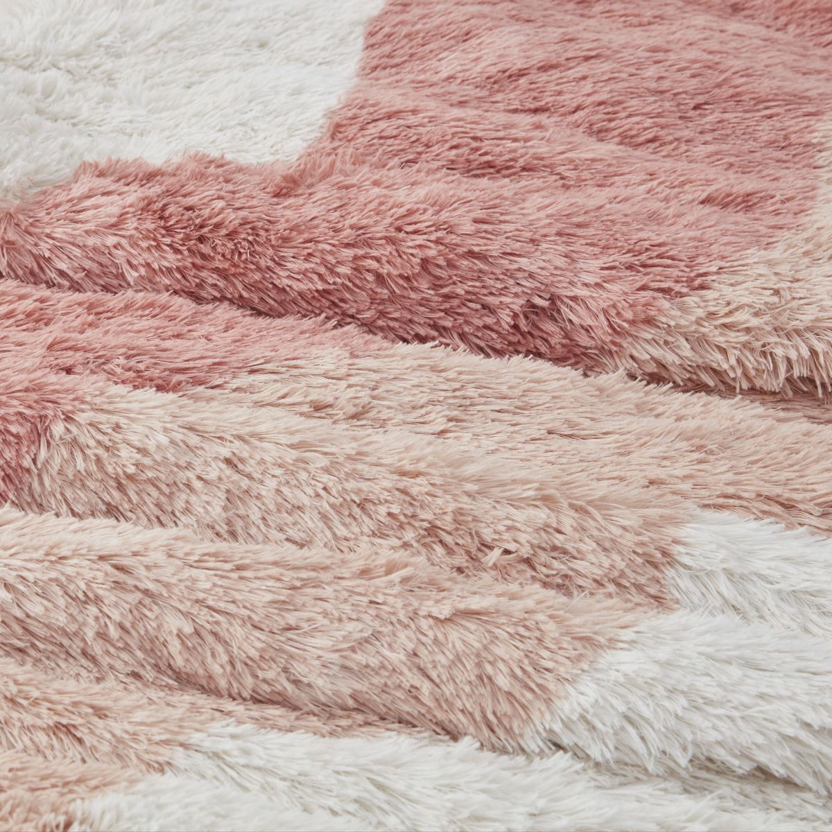 Cassie Ombre Shaggy Faux Fur Comforter Set