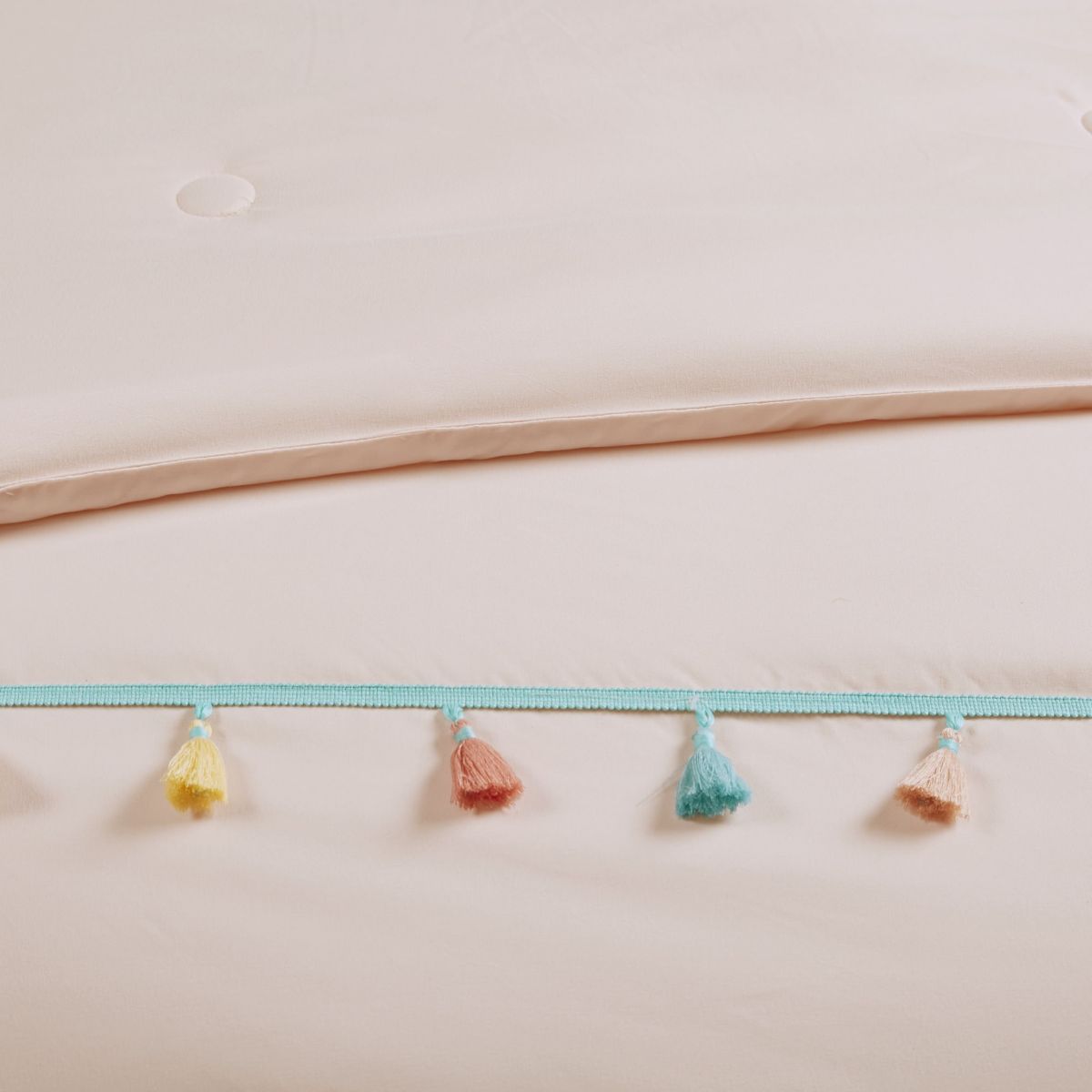 Tassel Comforter Set with Heart Shaped Throw Pillow