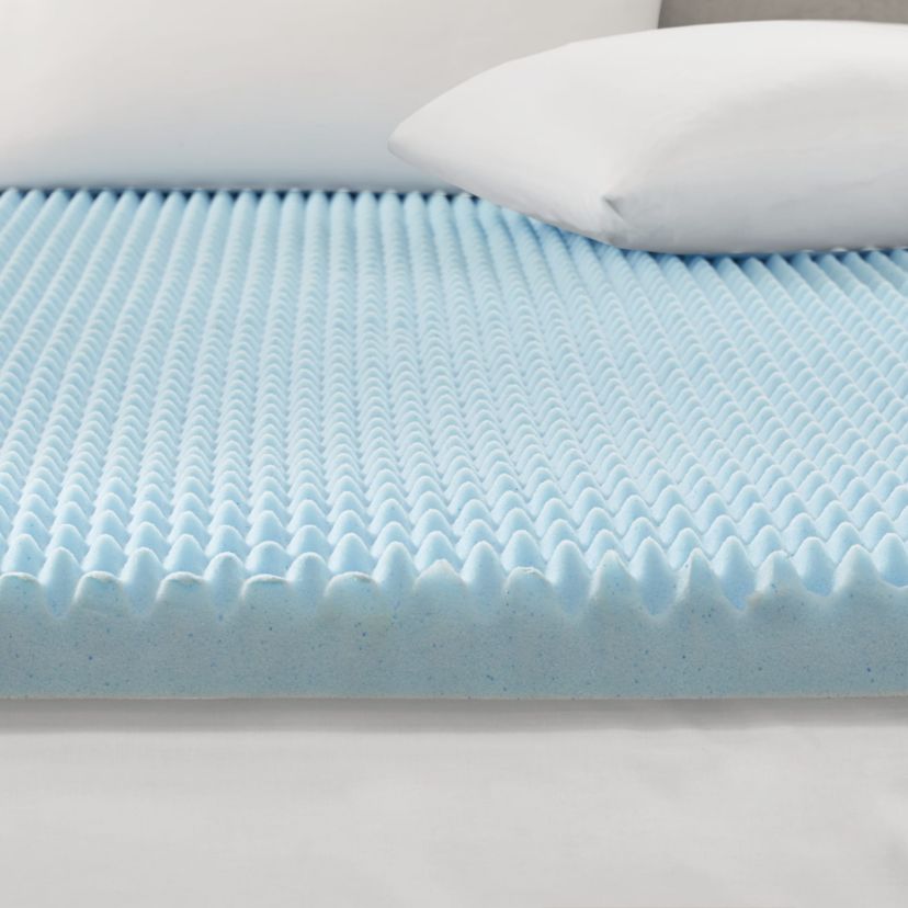 3" Gel Memory Foam All Season Reversible Cooling Mattress Topper