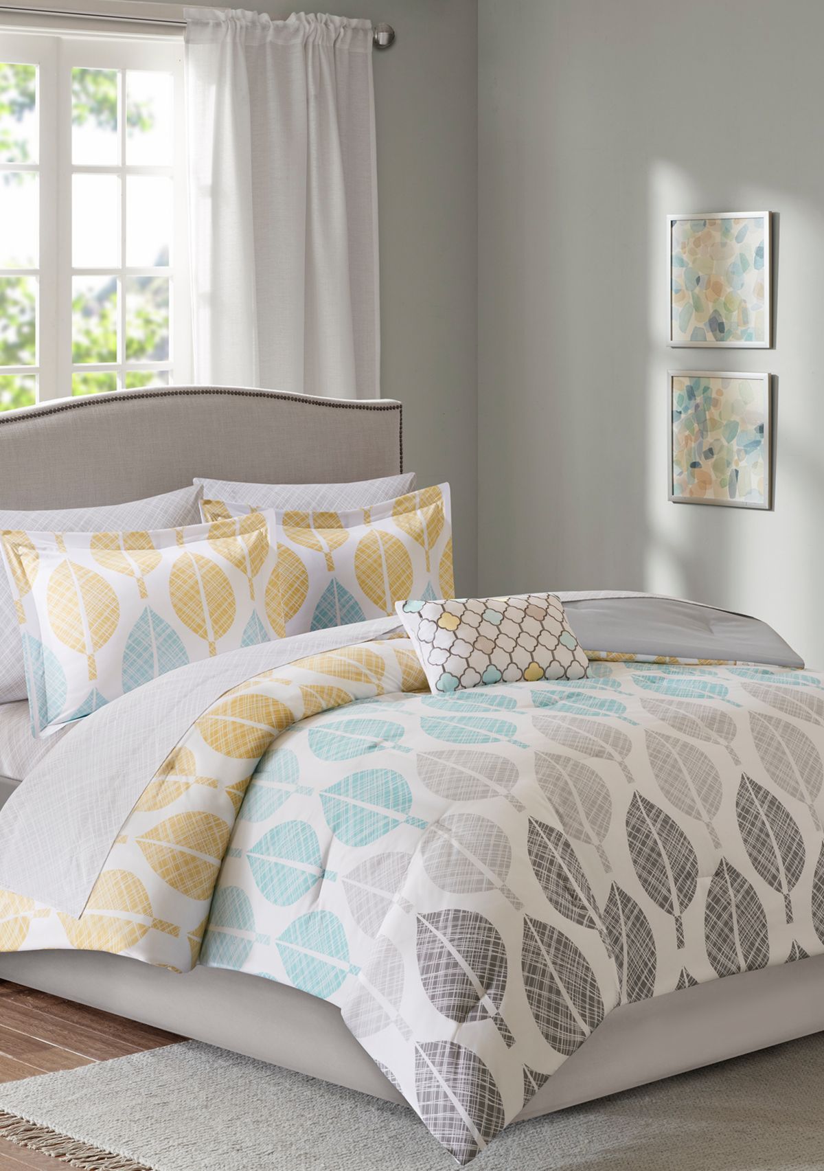 Madison Park Essentials Central Park Complete Comforter Set