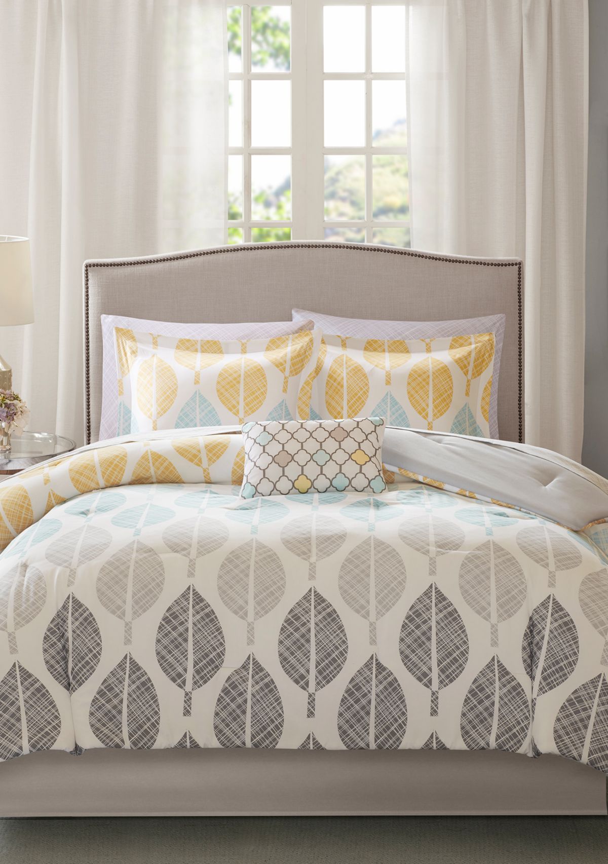 Madison Park Essentials Central Park Complete Comforter Set