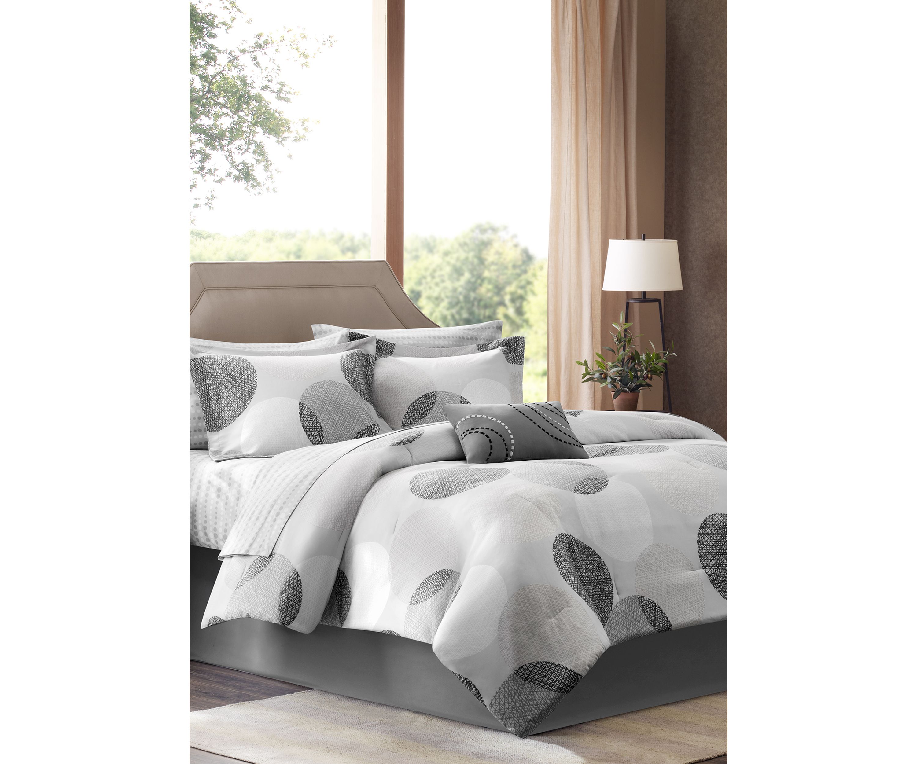 Madison Park Essentials Knowles Complete 7-Piece Comforter Set 