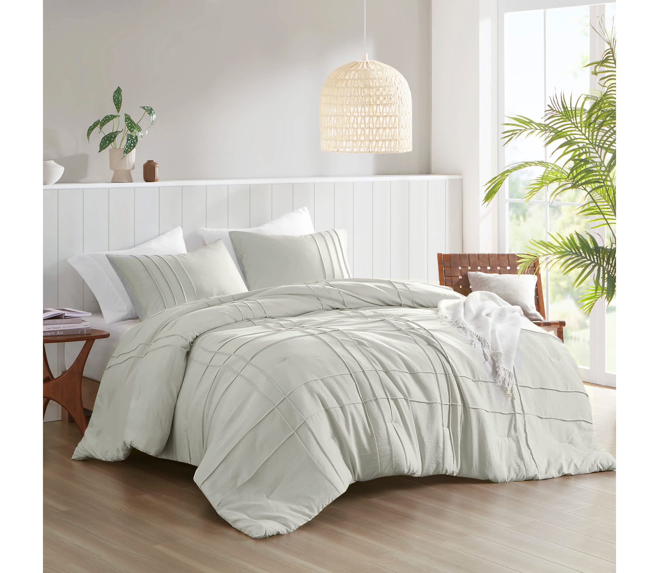 Porter Soft Washed Pleated Comforter Set