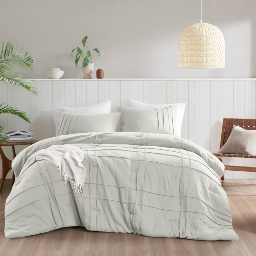 Porter Soft Washed Pleated Comforter Set