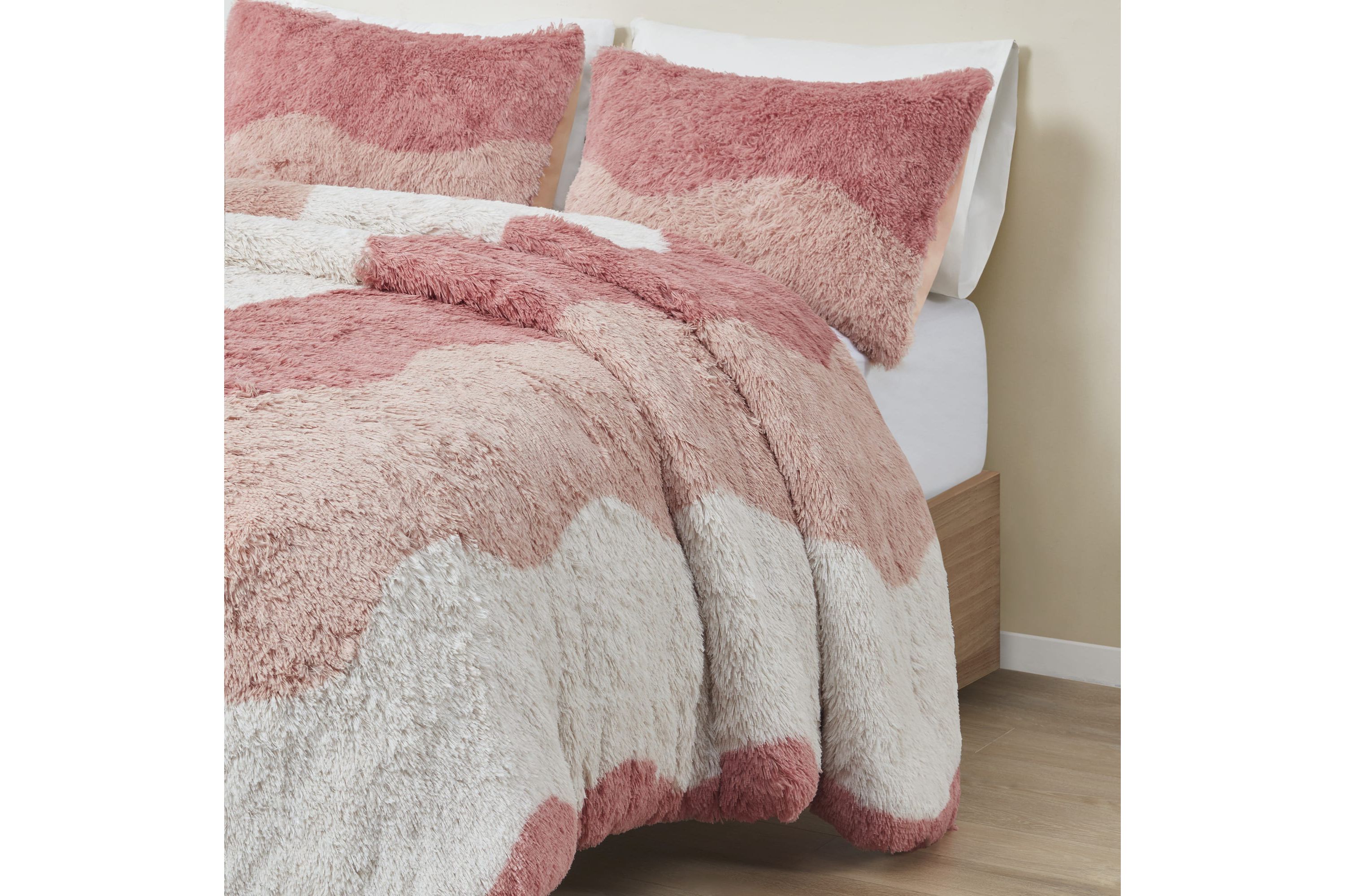 Cassie Ombre Shaggy Faux Fur Comforter Set