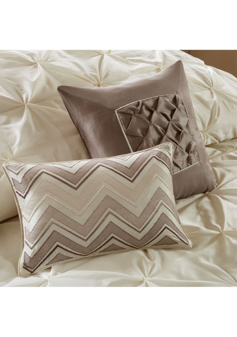Joella Luxurious Lavish Tufted 24 Piece Room in a Bag