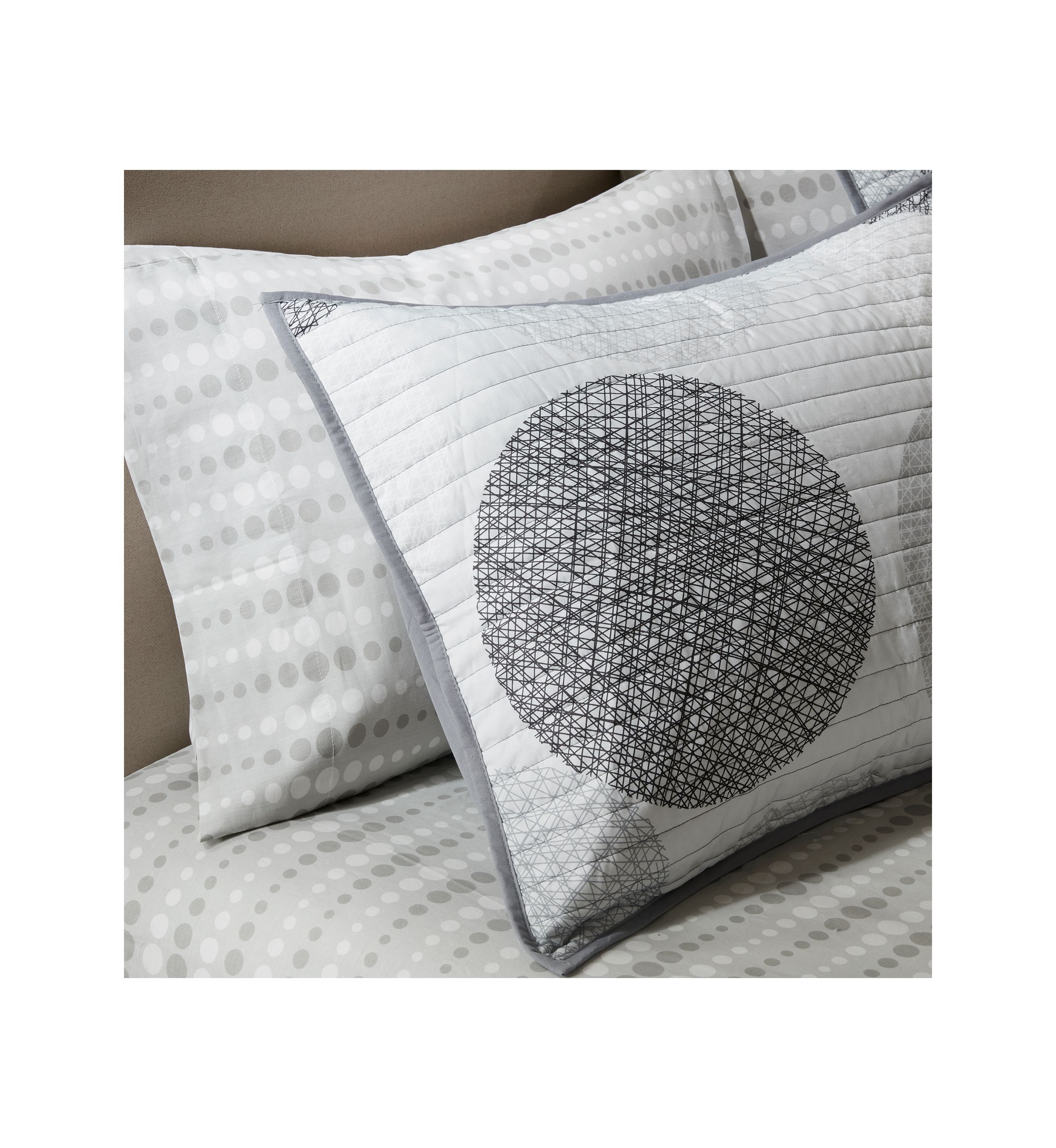 Madison Park Essentials Knowles Complete Coverlet Set - Grey