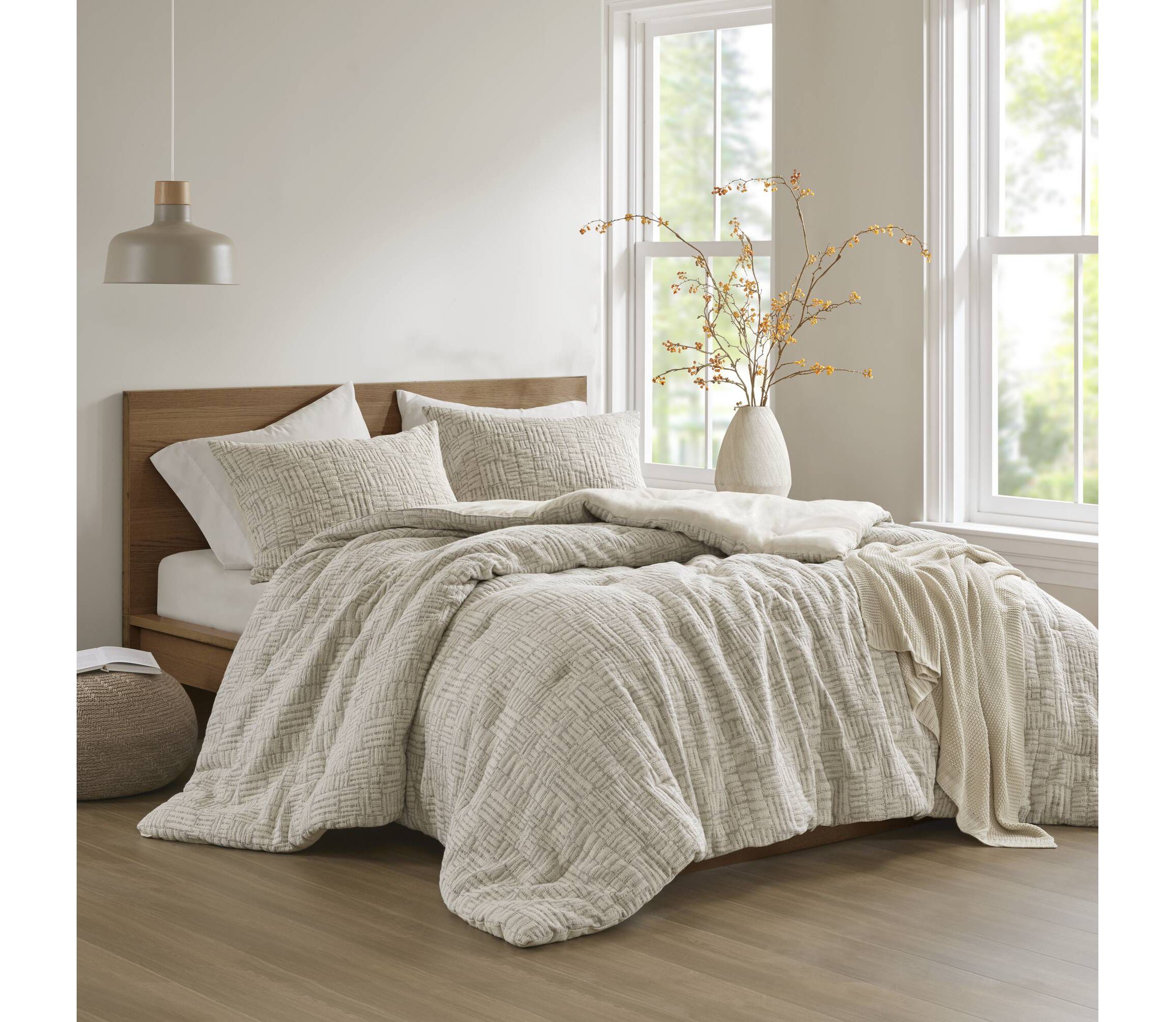 Harper Oversized Cotton Matelasse Comforter Set