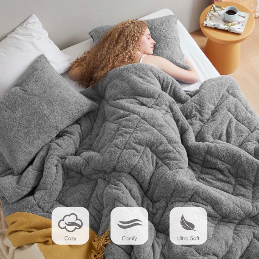 Kyla Double Diamond Quilted Teddy Comforter Set