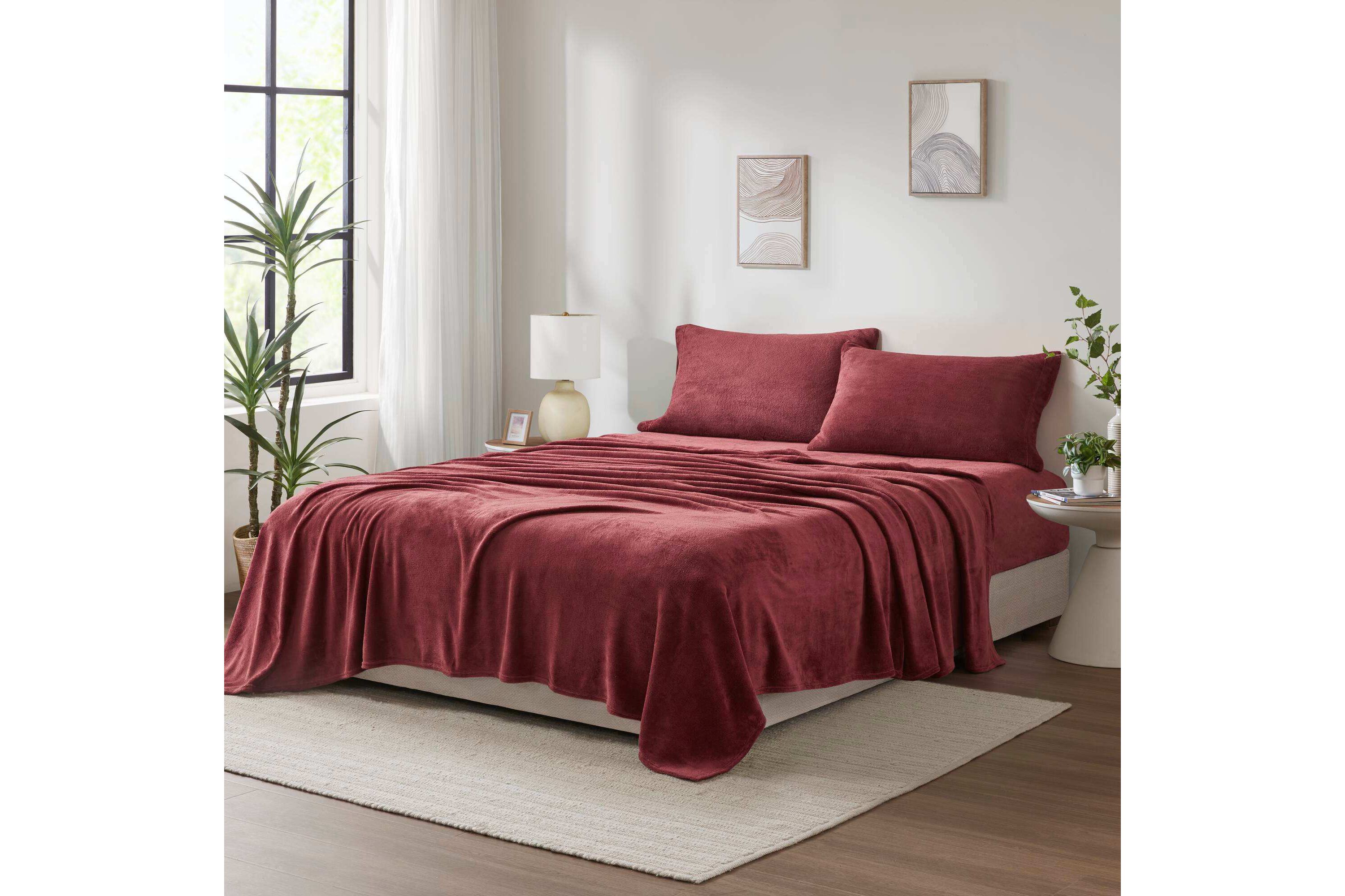 Soloft Plush Micro Plush Sheet Set