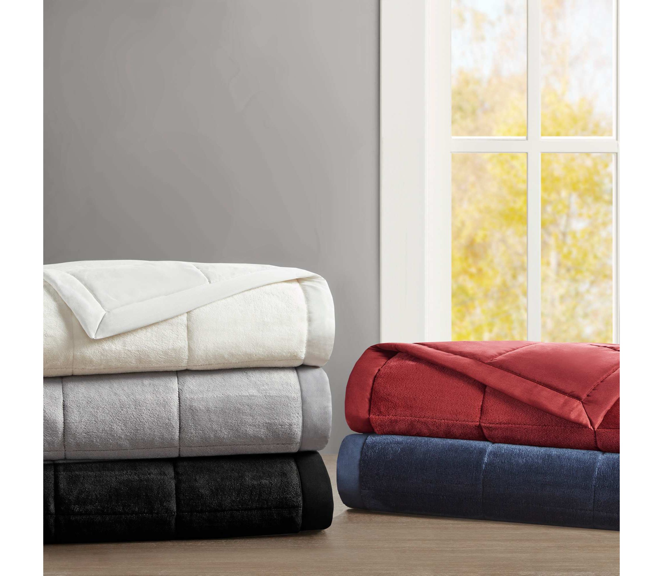 Coleman Reversible HeiQ Smart Temperature Down Alternative Blanket