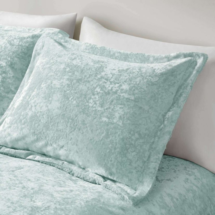 Mira Crushed Velvet Sherpa Reversible Comforter Set
