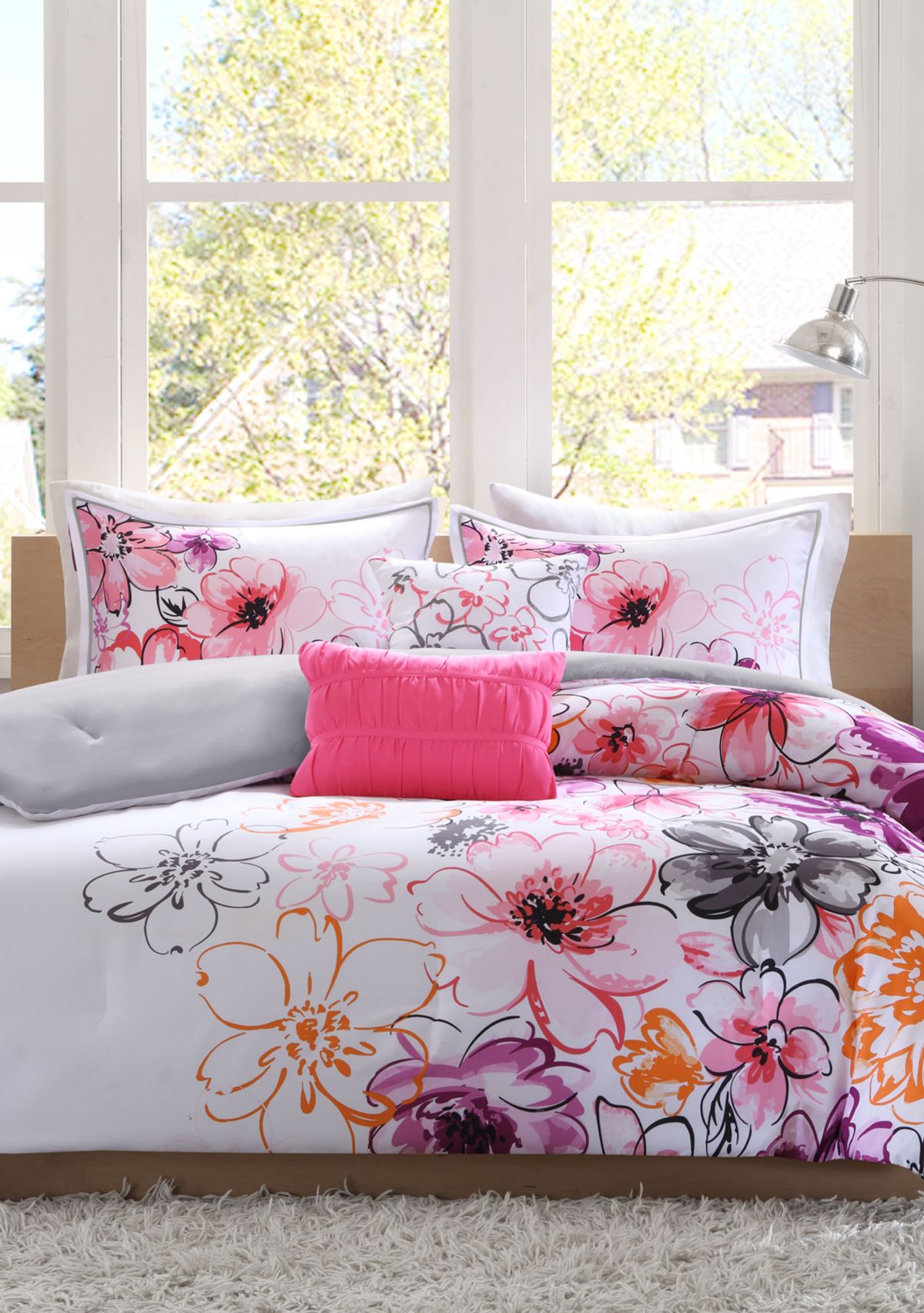 Olivia Pink Comforter Set